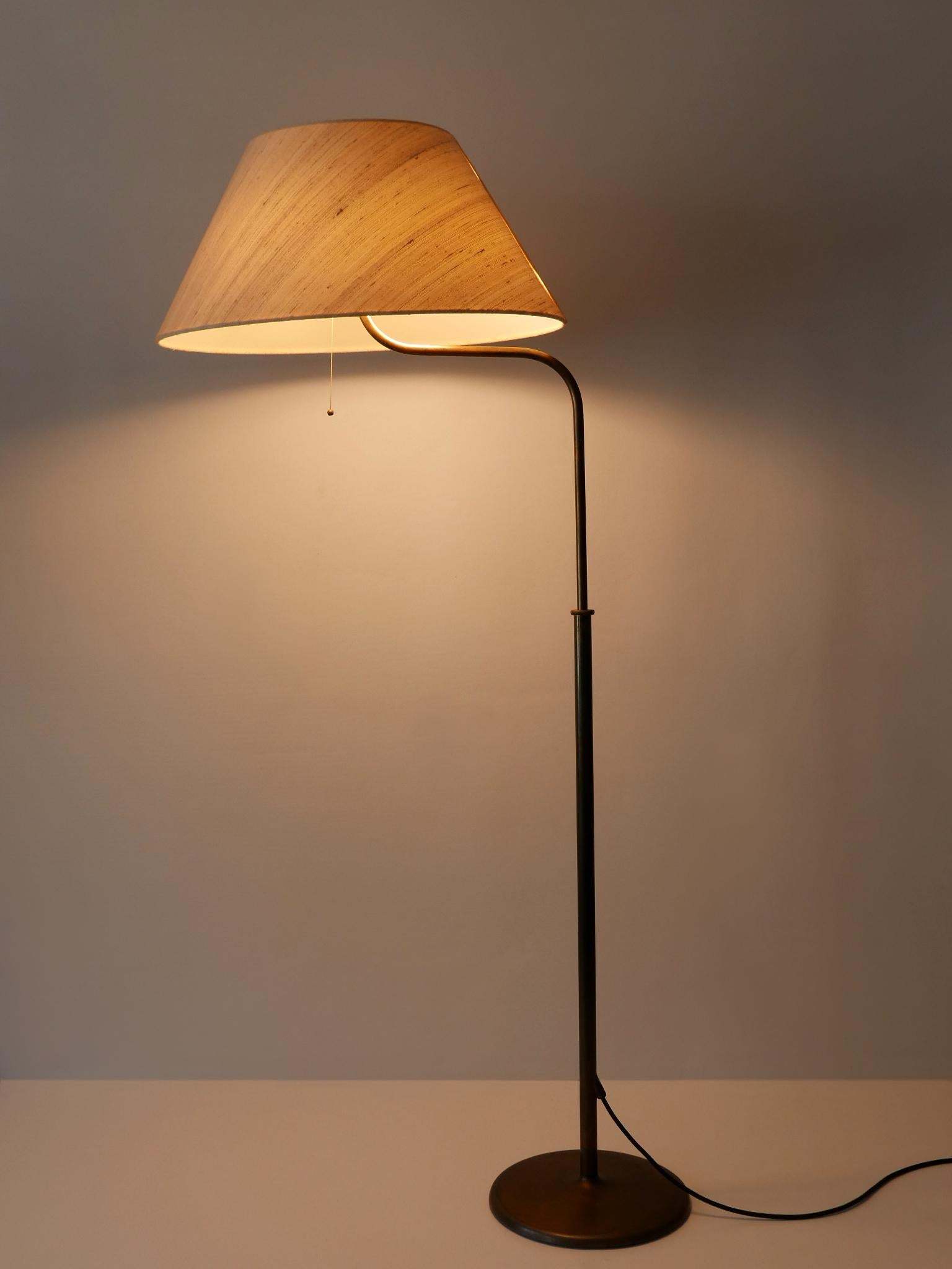 Milieu du XXe siècle Lampadaire ou lampe de lecture réglable, Allemagne, années 1960 en vente