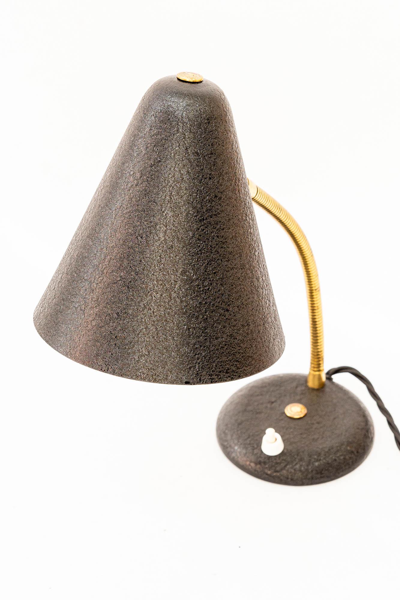 Adjustable Vintage table lamp around 1960s
Original condition