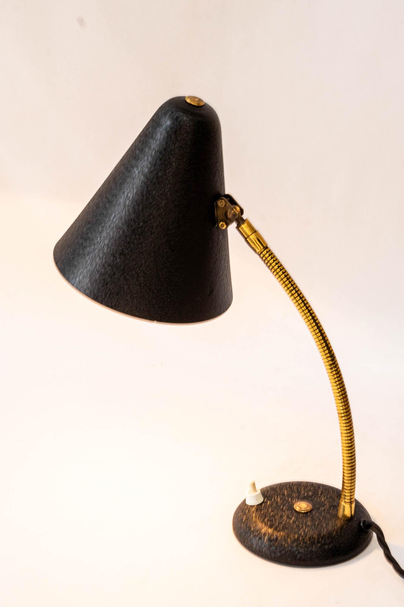 Adjustable Vintage table lamp around 1960s For Sale 1