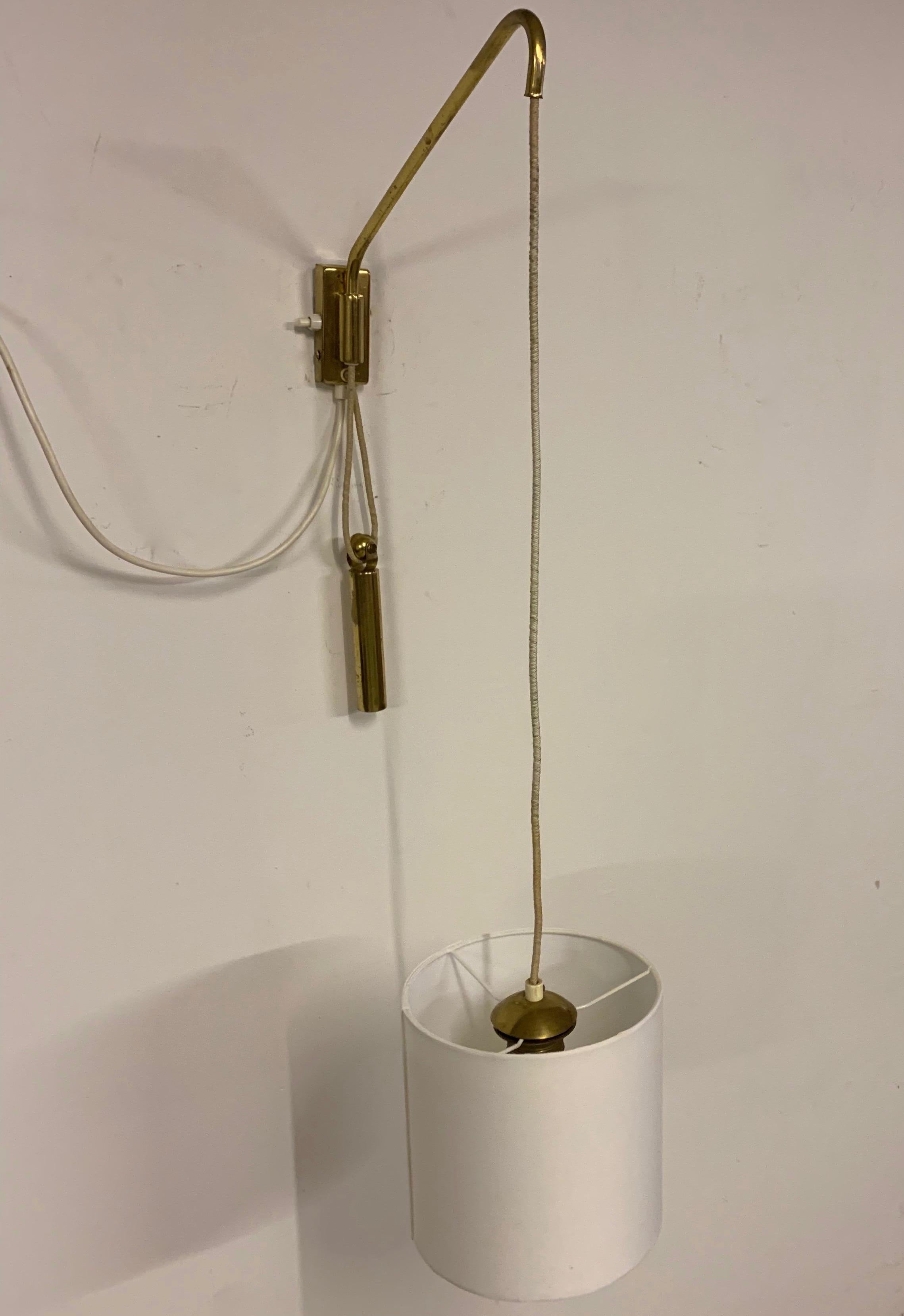 Mid-Century Modern Adjustable Wall Light with Counterweight For Sale