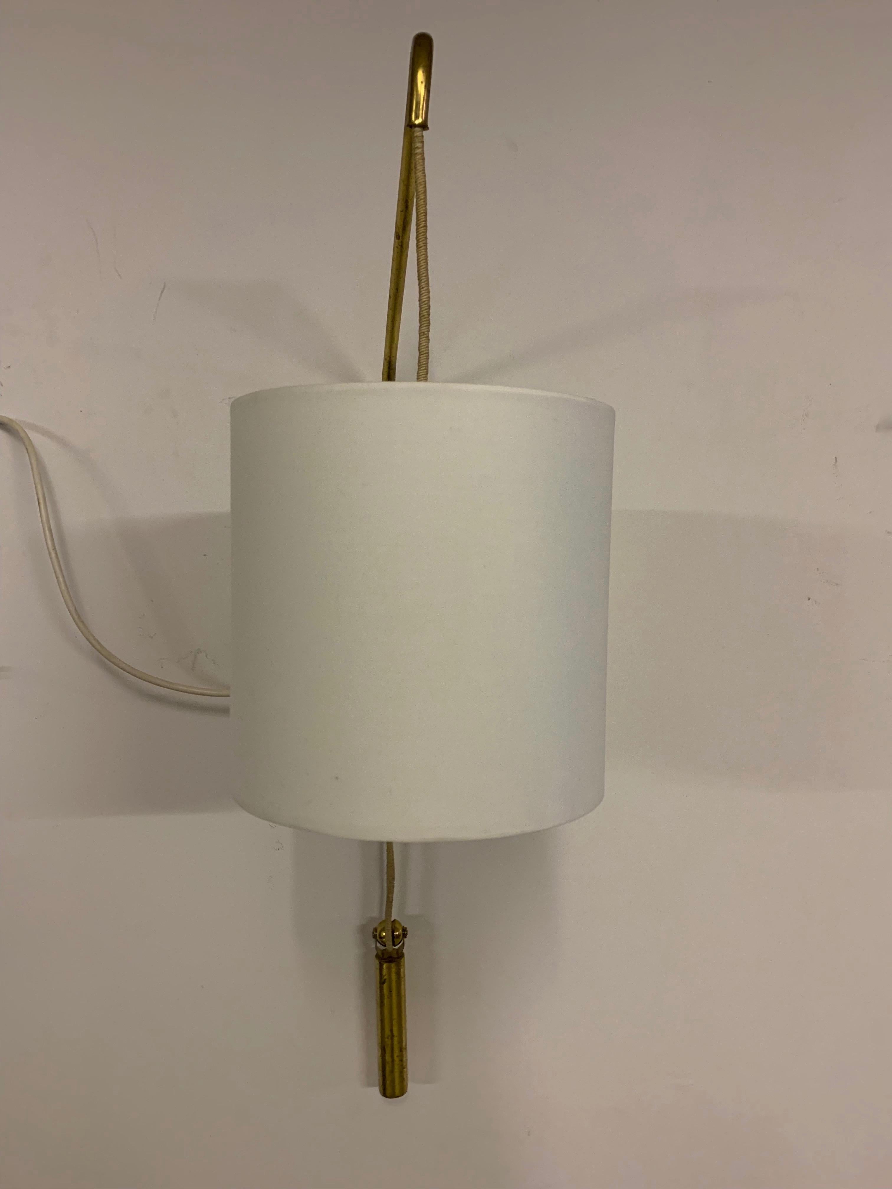 Mid-20th Century Adjustable Wall Light with Counterweight For Sale