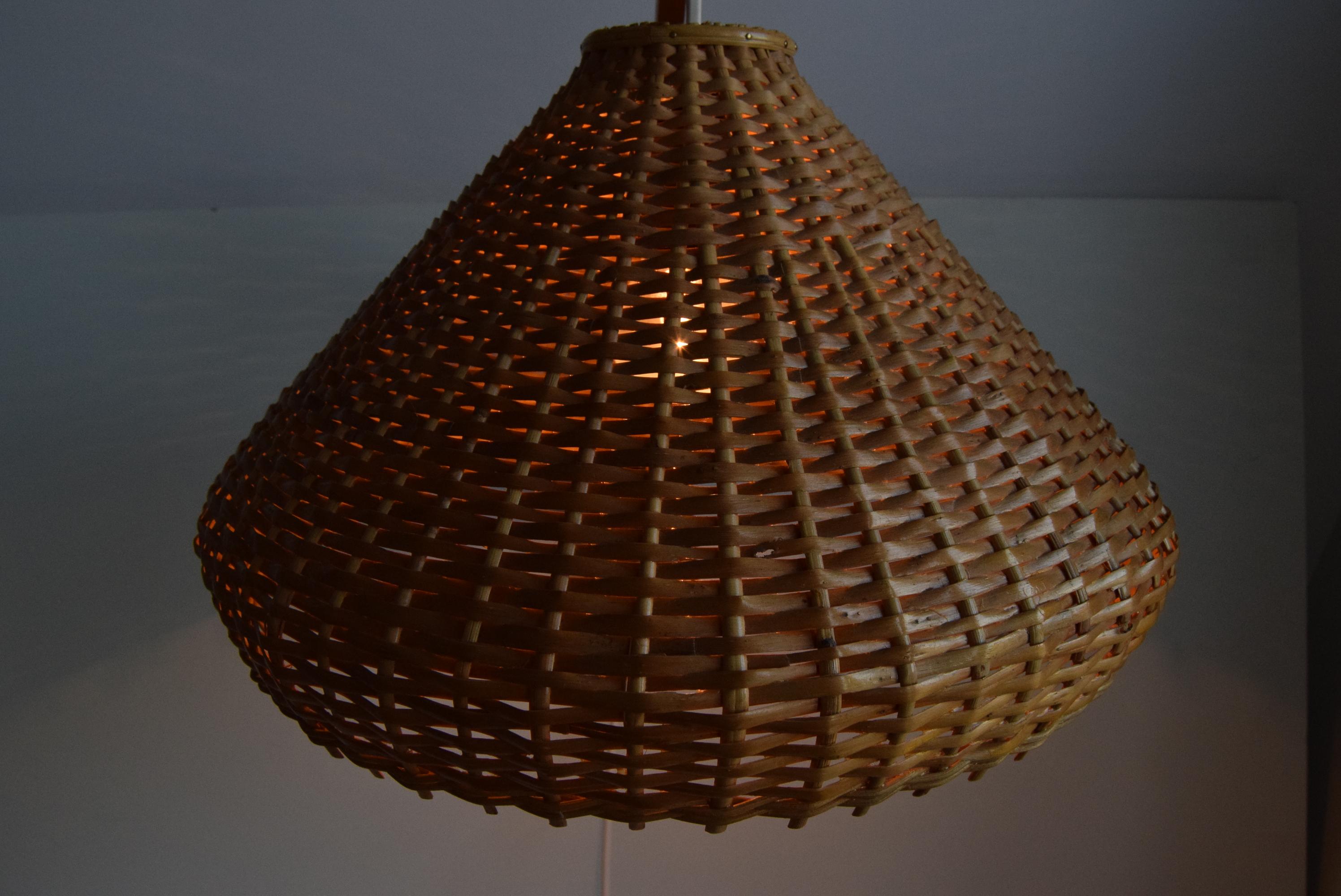 Lampada da parete regolabile in legno degli anni '60 di Pokrok Žilina, Cecoslovacchia. in vendita 10