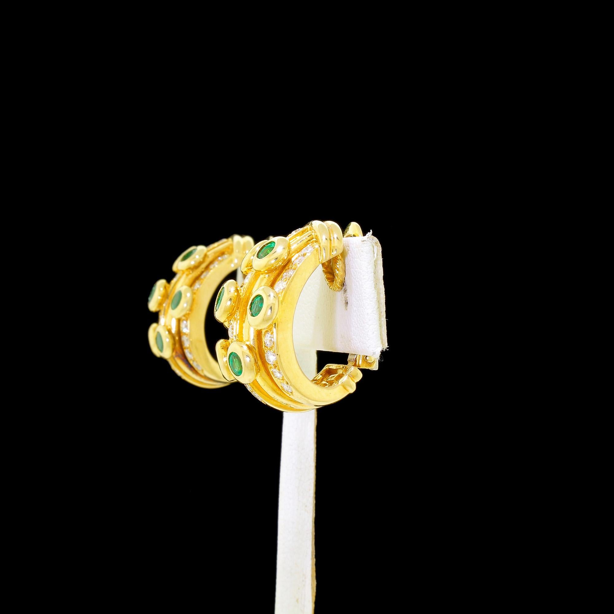 Adler 18k Gold Diamant-Smaragd-Ohrringe Serail 1990 Classic Couture Clip On 26G (Moderne) im Angebot