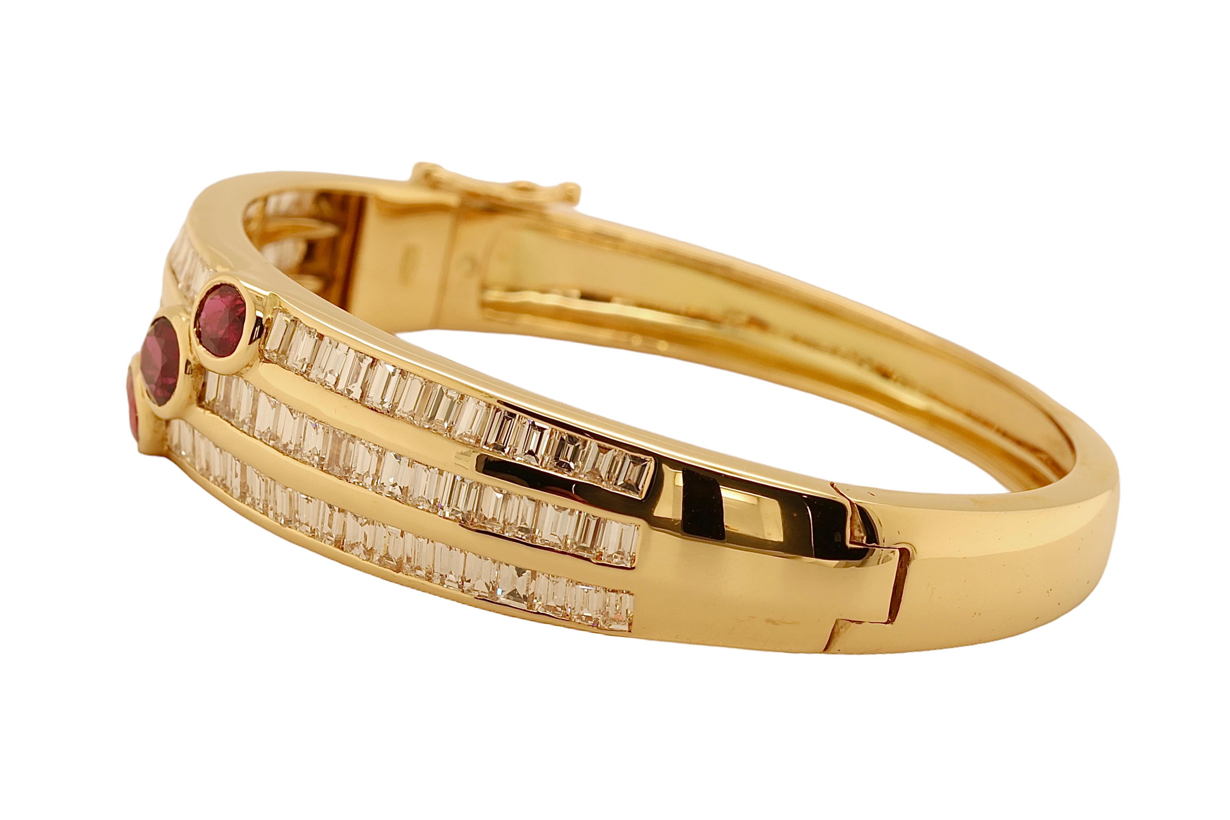 Adler Genèva 18 kt. Yellow Gold Set Bracelet + Ring + Earrings Diamonds For Sale 9