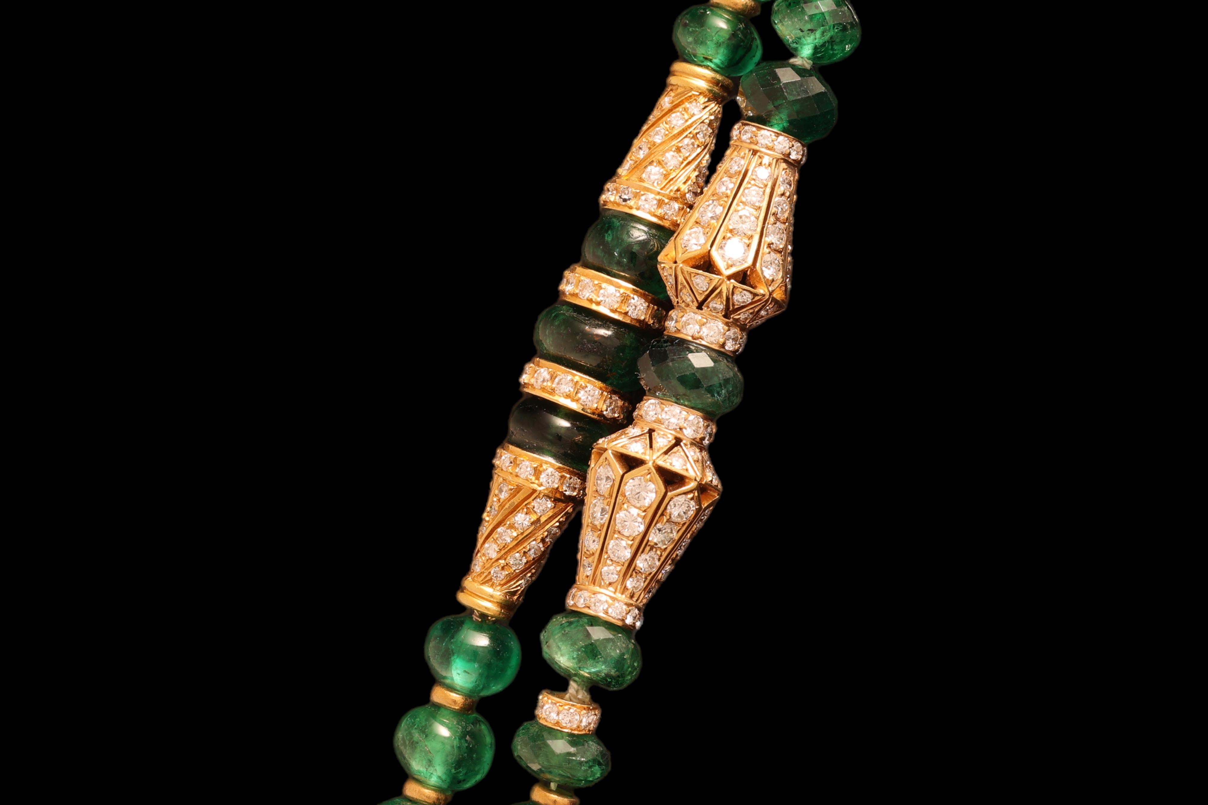 Adler Genèva 18kt Gold Necklaces 480ct Faceted Bead Emeralds CGL Certified For Sale 5