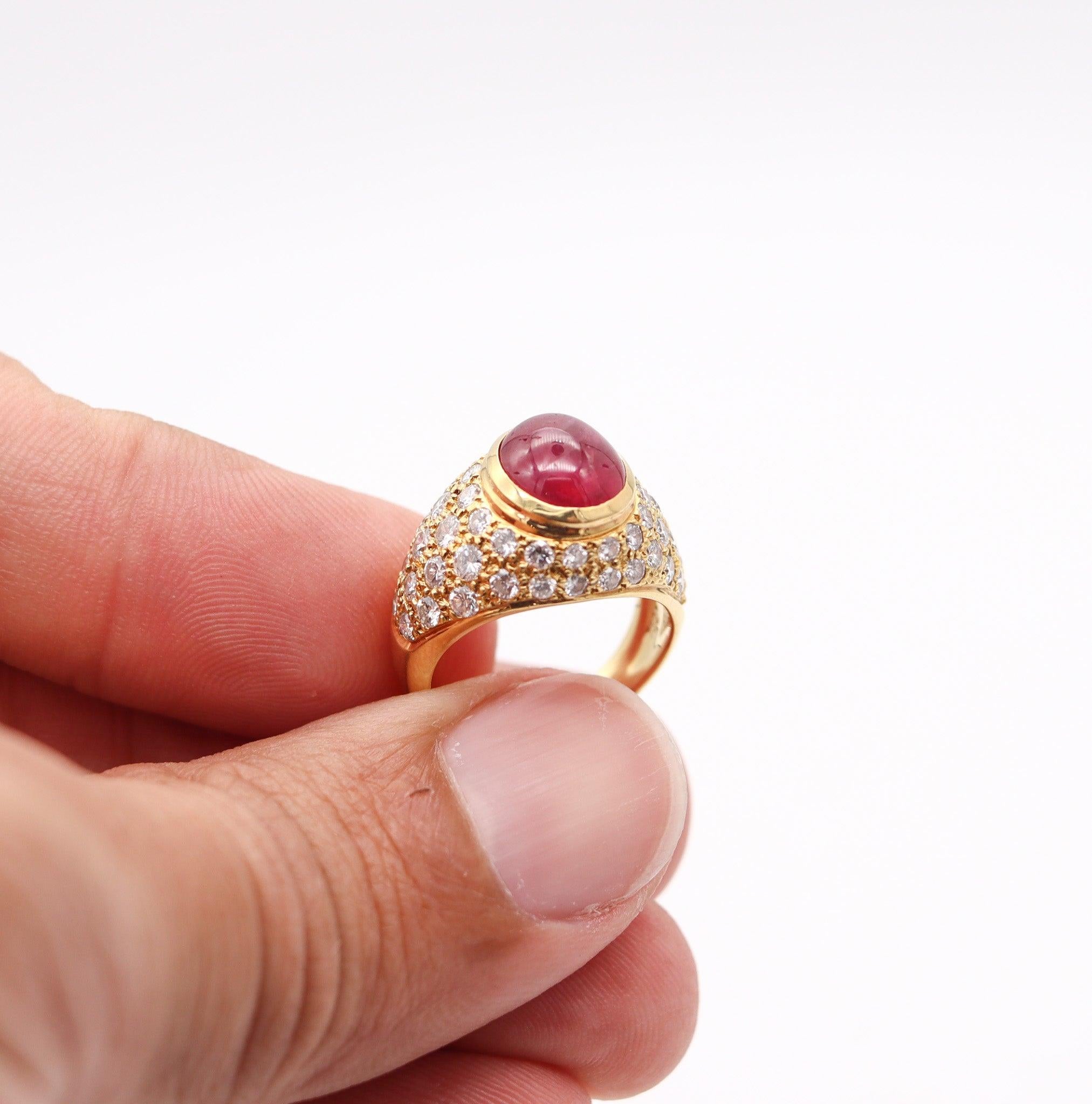 ADLER Geneva Cocktailring aus 18 Karat Gelbgold mit 6,13 Gesamtkaratgewicht in Diamanten und Rubinen im Angebot 2