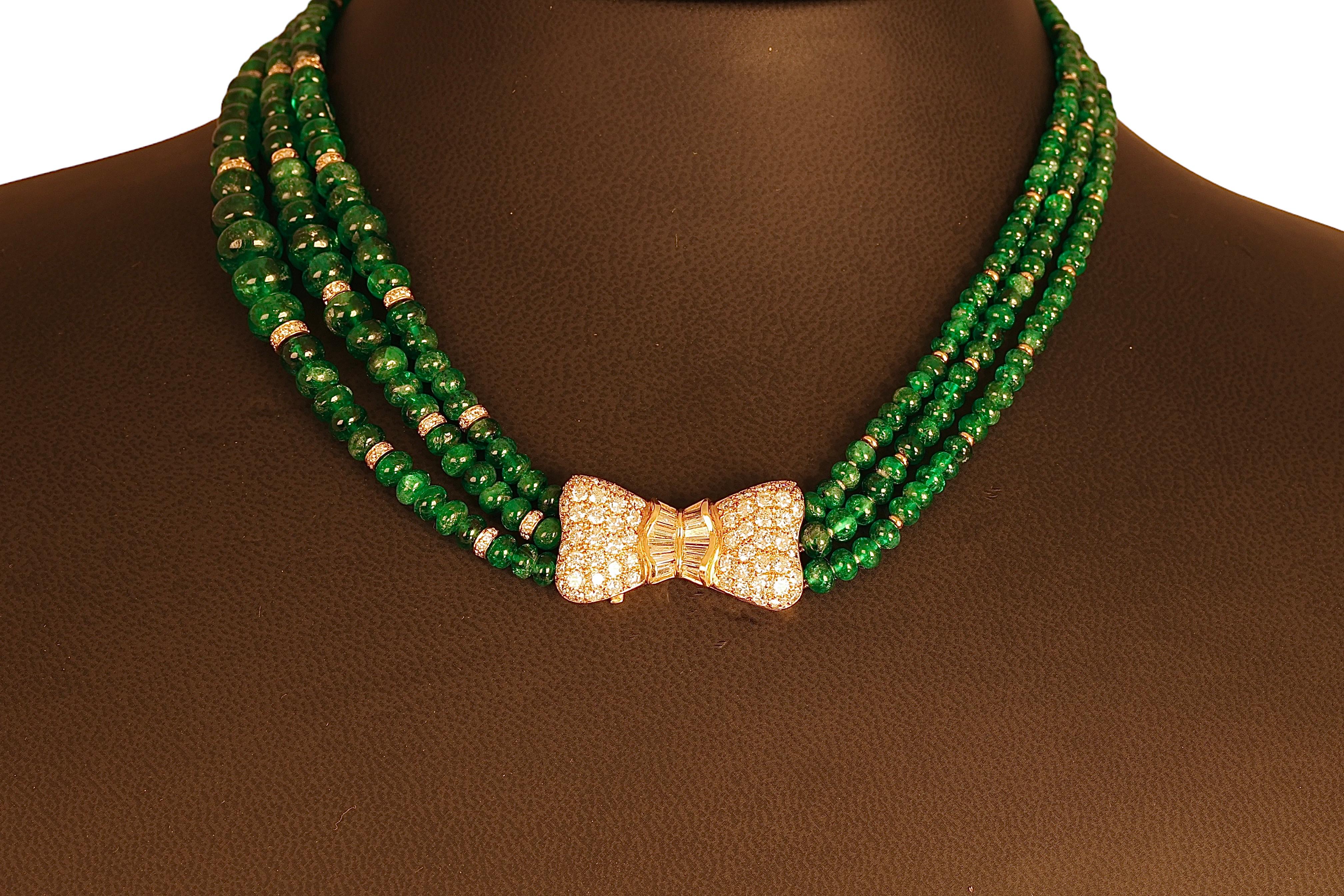 Adler Genève 18kt Gold 190 ct Emeralds Beaded Necklace, Estate Sultan of Oman In Excellent Condition For Sale In Antwerp, BE
