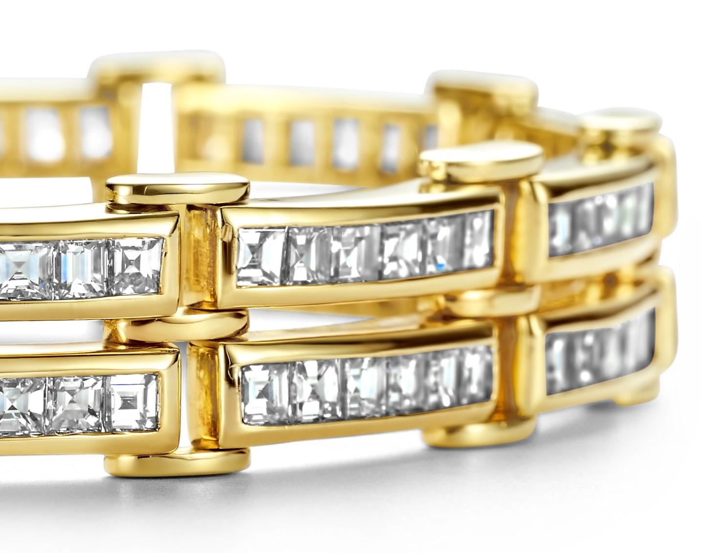 Adler Genève 18kt Gold, 37 Ct Diamonds Choker Necklace & Bracelet, Estate Sultan For Sale 2