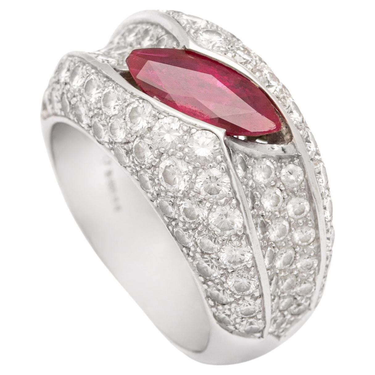 Adler Rubin- und Diamantring aus Weißgold mit 18 Karat Ring im Angebot