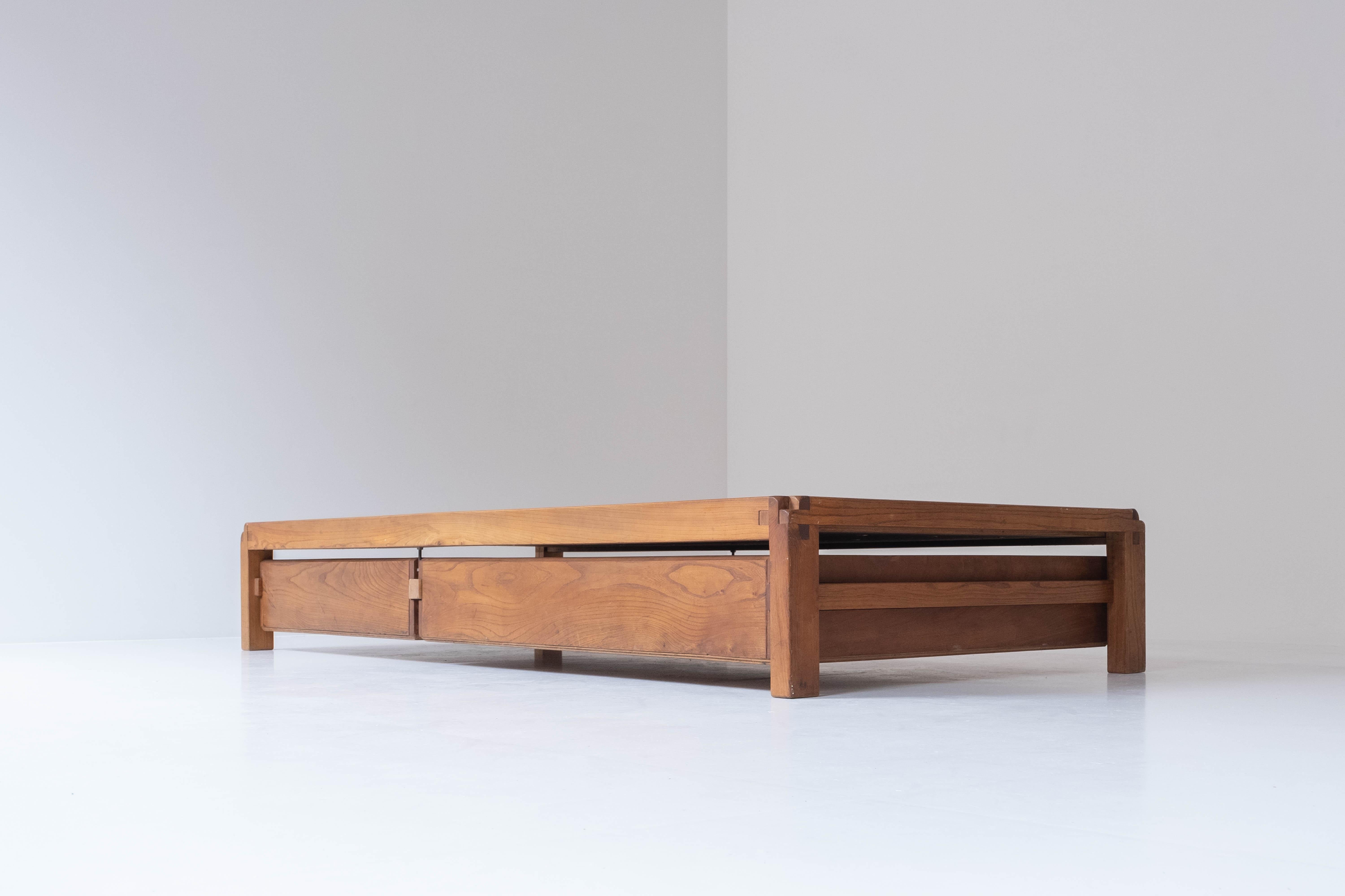 Rare Daybed Model ‘L03’ by Pierre Chapo, France, 1965 In Good Condition In Antwerp, BE