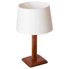 Von Adnet inspirierte "Piqué Sellier" Fauve Tischlampe aus Leder mit Stitching - Frankreich 1960s