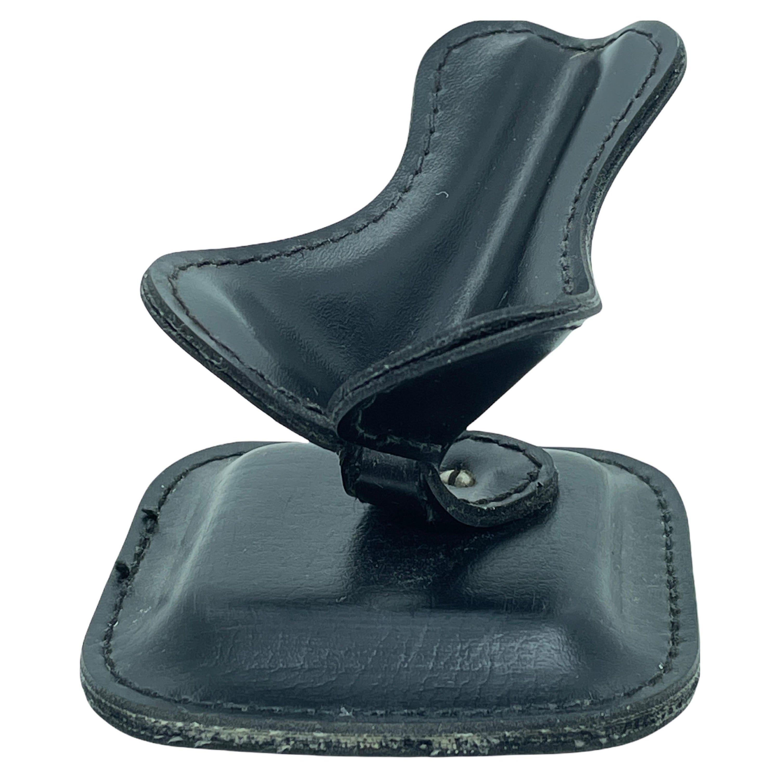 Vintage-Pfeifenständer aus Leder im Adnet-Stil im Angebot