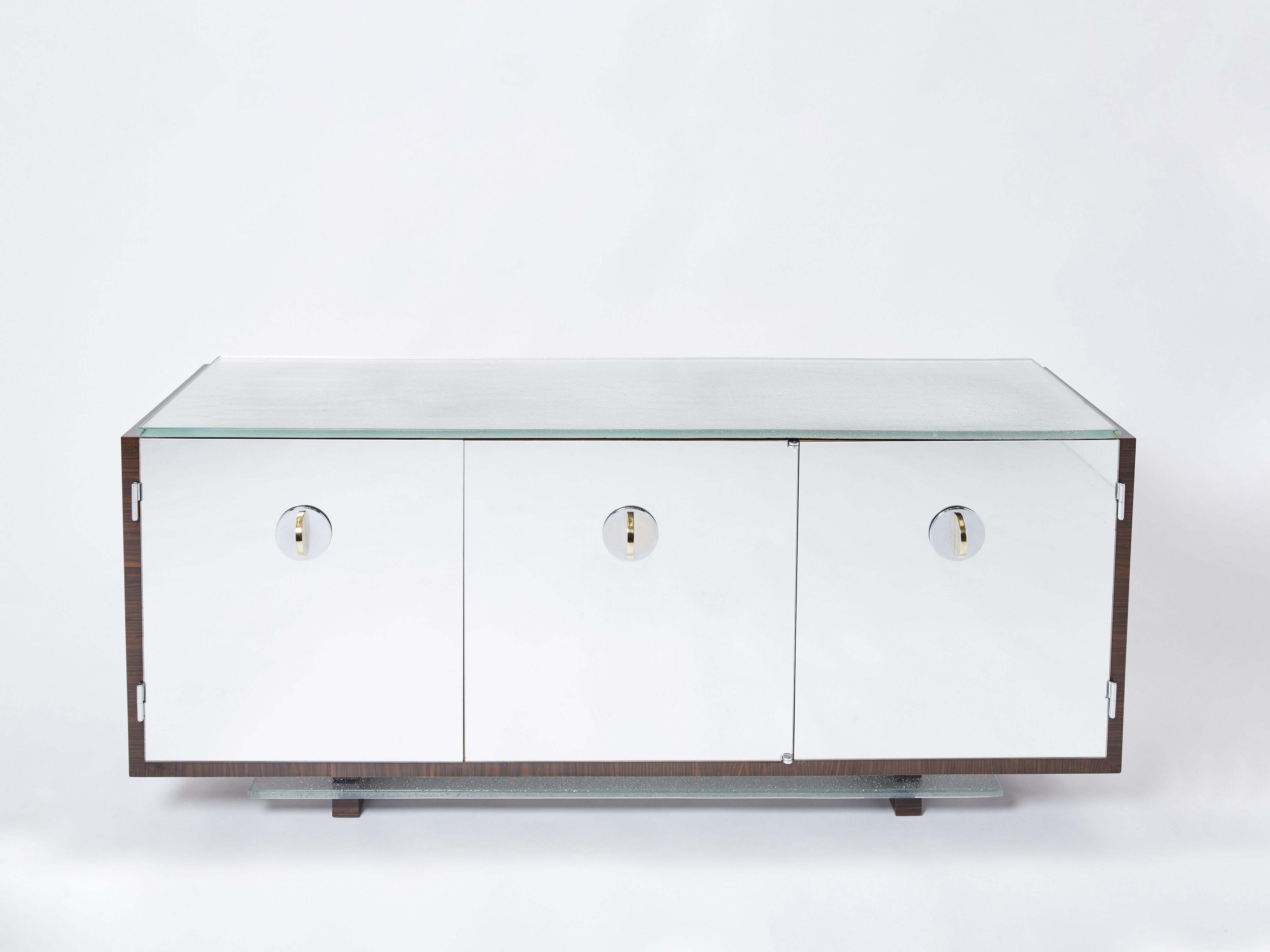 Unique sideboard commissioned by Alberto Pinto in the 1990s for the decors of an hotel particulier in Paris 16ème, inspired by Jacques Adnet’s work. This piece is an exquisite example of refined, highly detailed and very well made furniture by