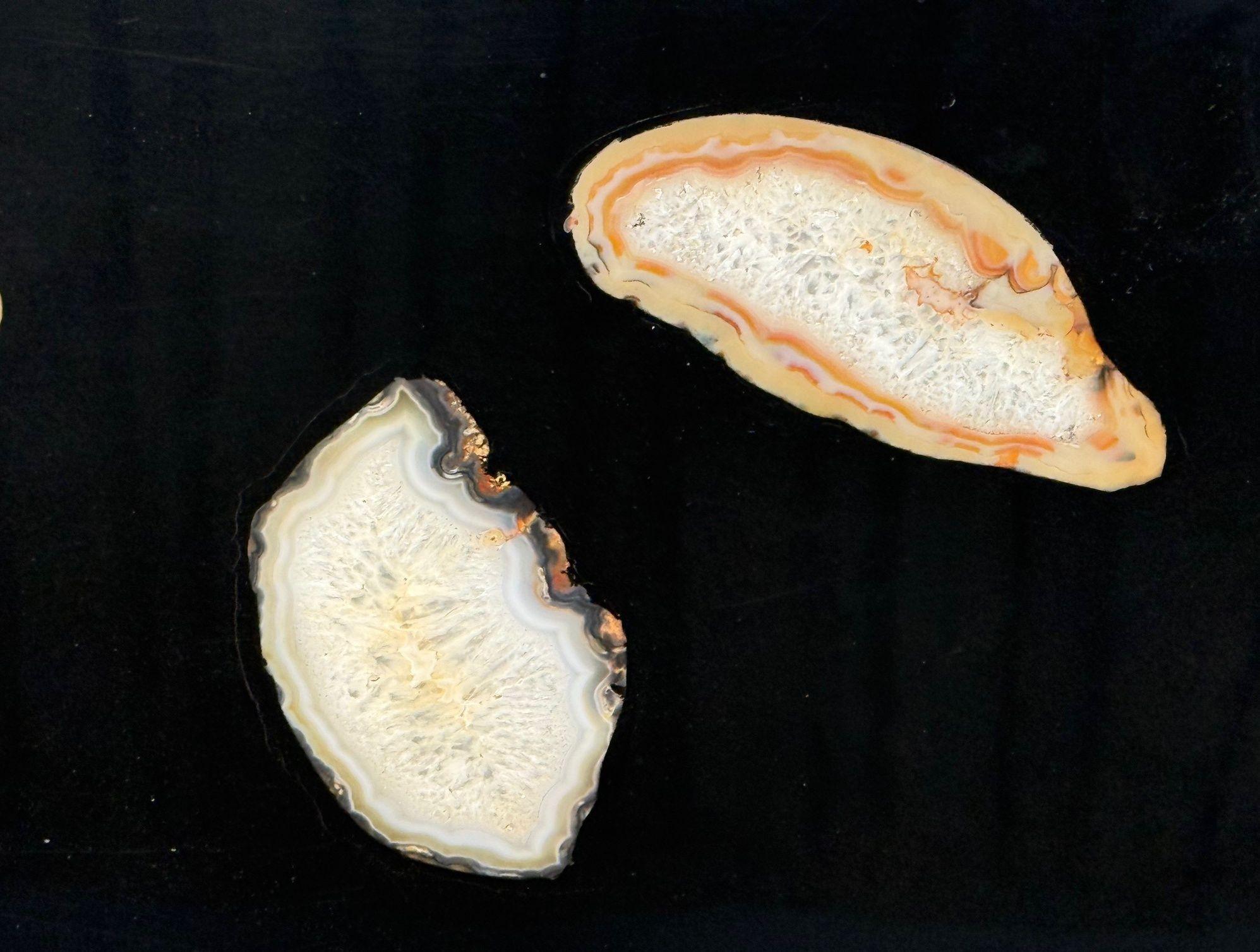 Agate Ado Chale, résine noire, agate, table basse, Belgique, années 1990 en vente