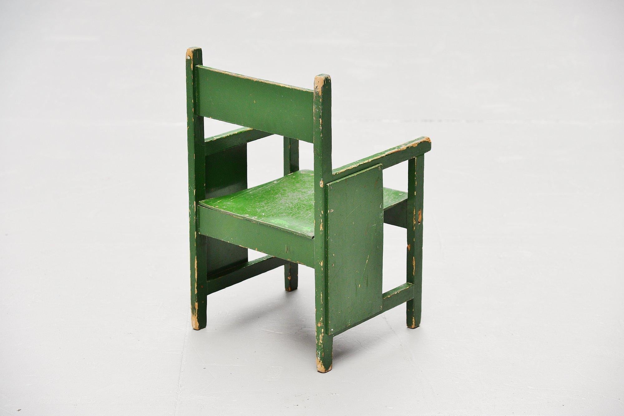 Super rare early kids chair, designed by Ko Verzuu for Ado Holland in the 1932. Ado means Arbeid door onvolwaardigen, translated; labor by incapacitated, which makes this an even more special piece. Toys by Ado are being highly collected at the