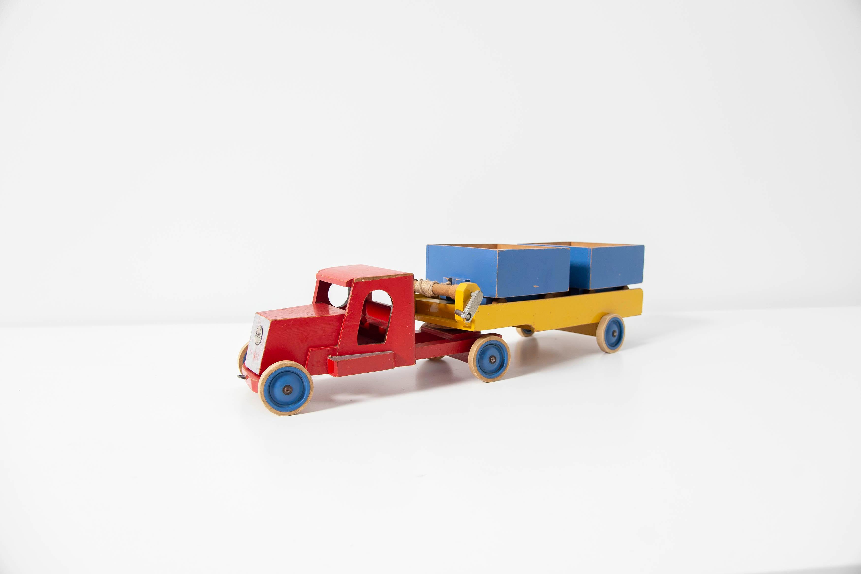 Mid-Century Modern Ado Ko Verzuu Toy Crate Truck Holland 1948