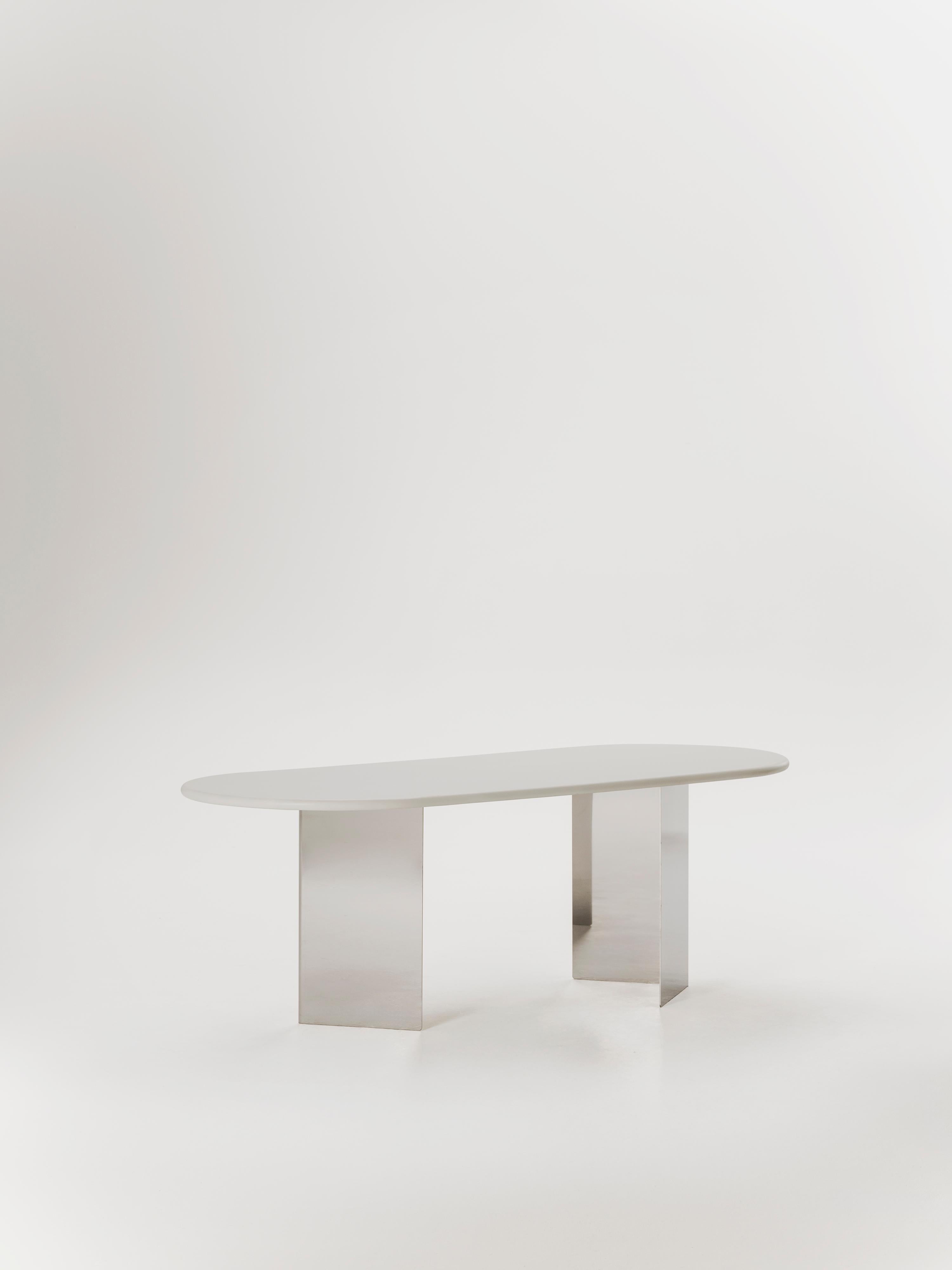 Espagnol Table de salle à manger Adol en microciment et acier inoxydable par Marlot Baus en vente
