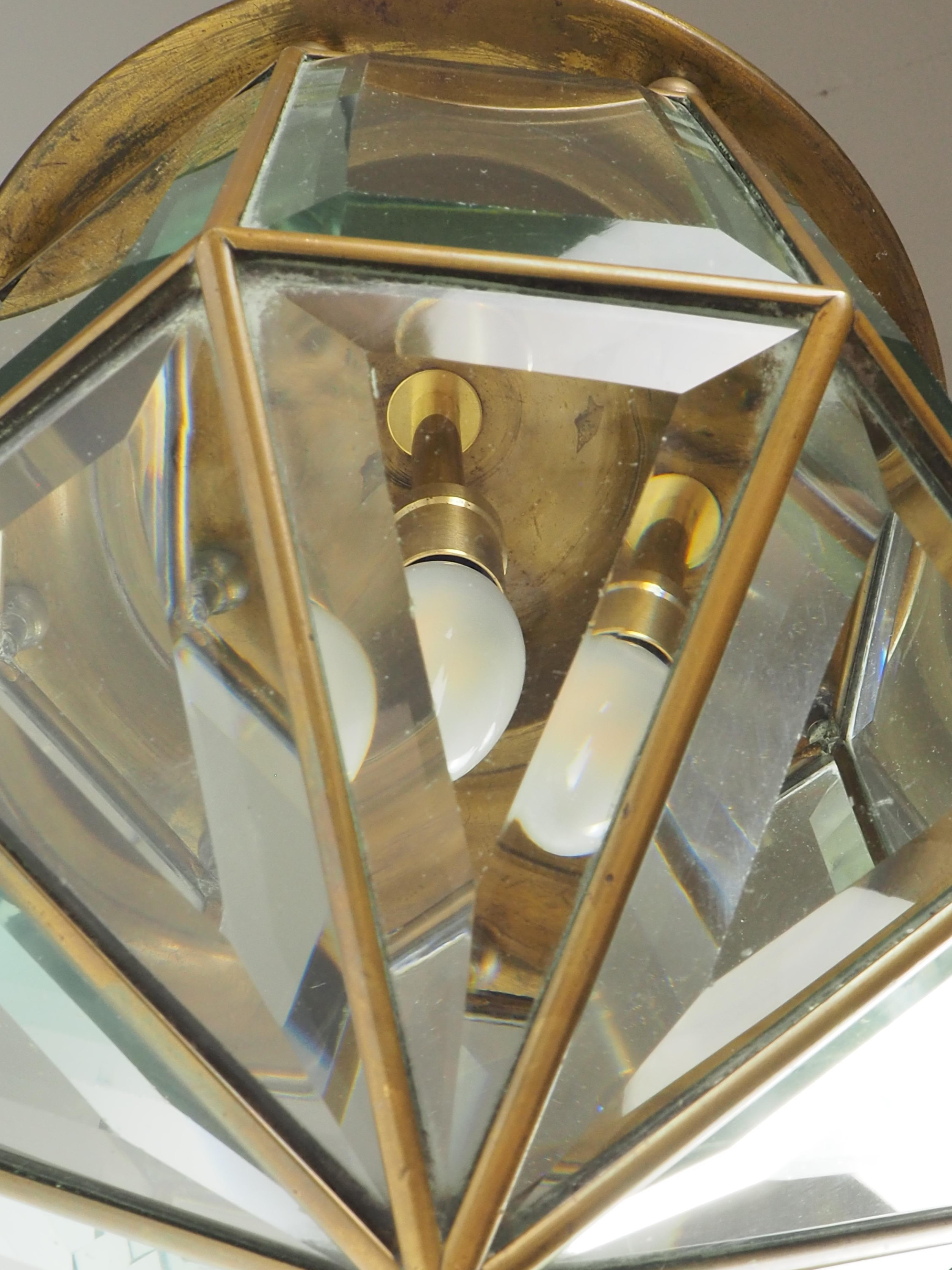 Farol octogonal de latón y cristal biselado de Adolf Loos, 1890 en venta 3