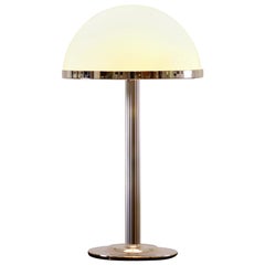 Adolf Loos lampe de bureau en laiton et verre opalin, réédition Jugendstil