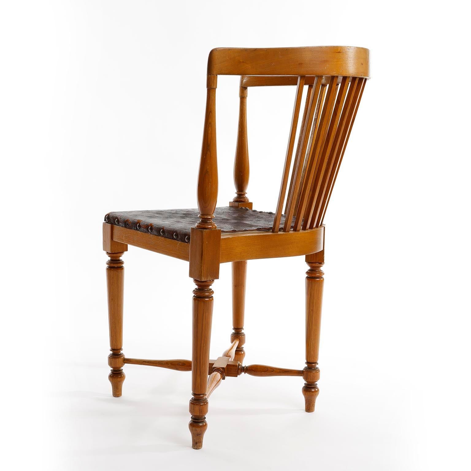 Adolf Loos Corner Chair, F.O. Schmidt, Oak Wood Leather, Jugendstil, 1898-1900 In Good Condition For Sale In Hausmannstätten, AT