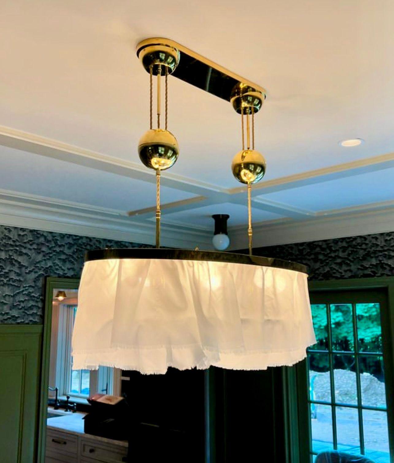 Lampadario Adolf Loos Jugendstil in ottone e seta 