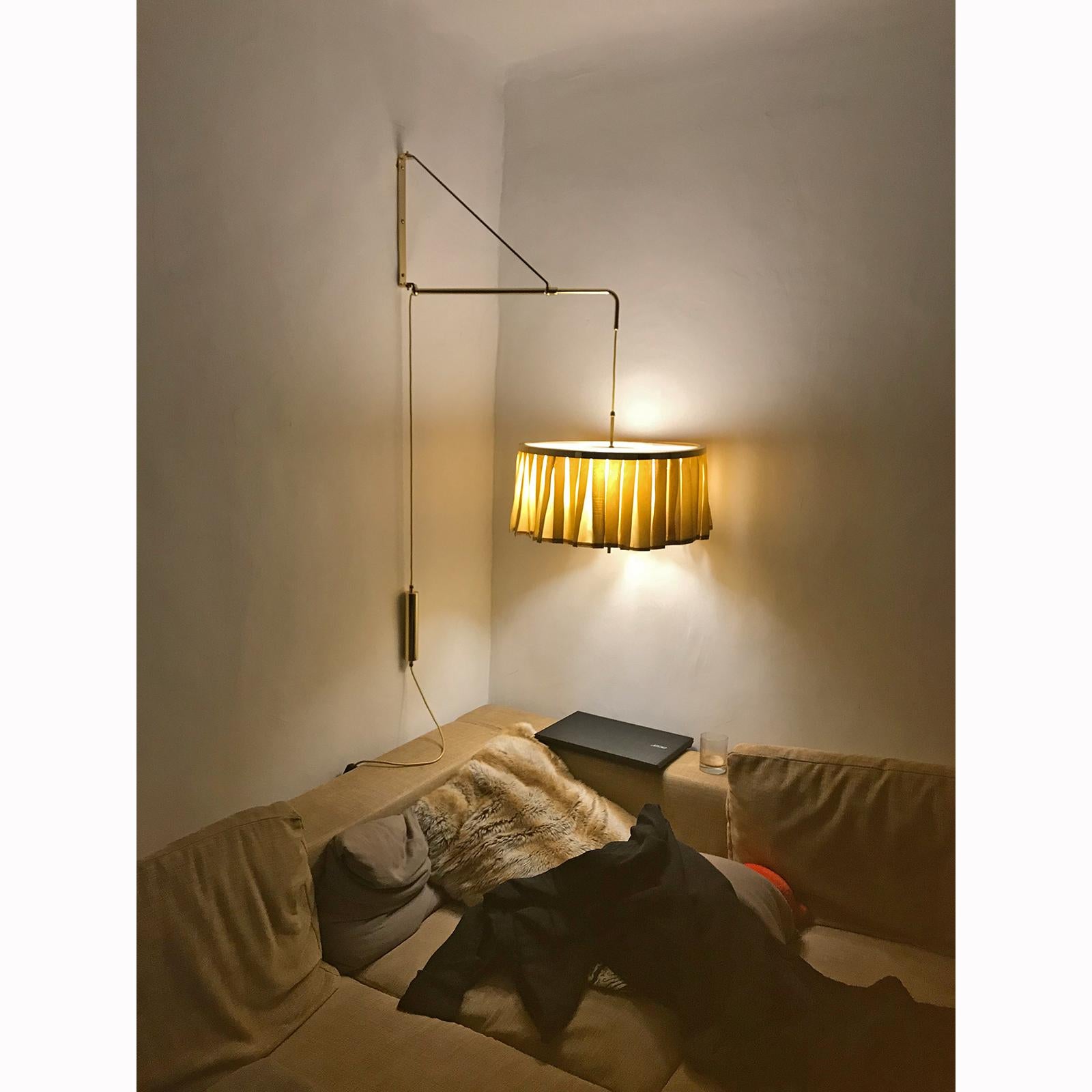 Austrian Adolf Loos Jugendstil Swivel-Mounted Silk Brass Wall-Lamp, Re-Edition For Sale