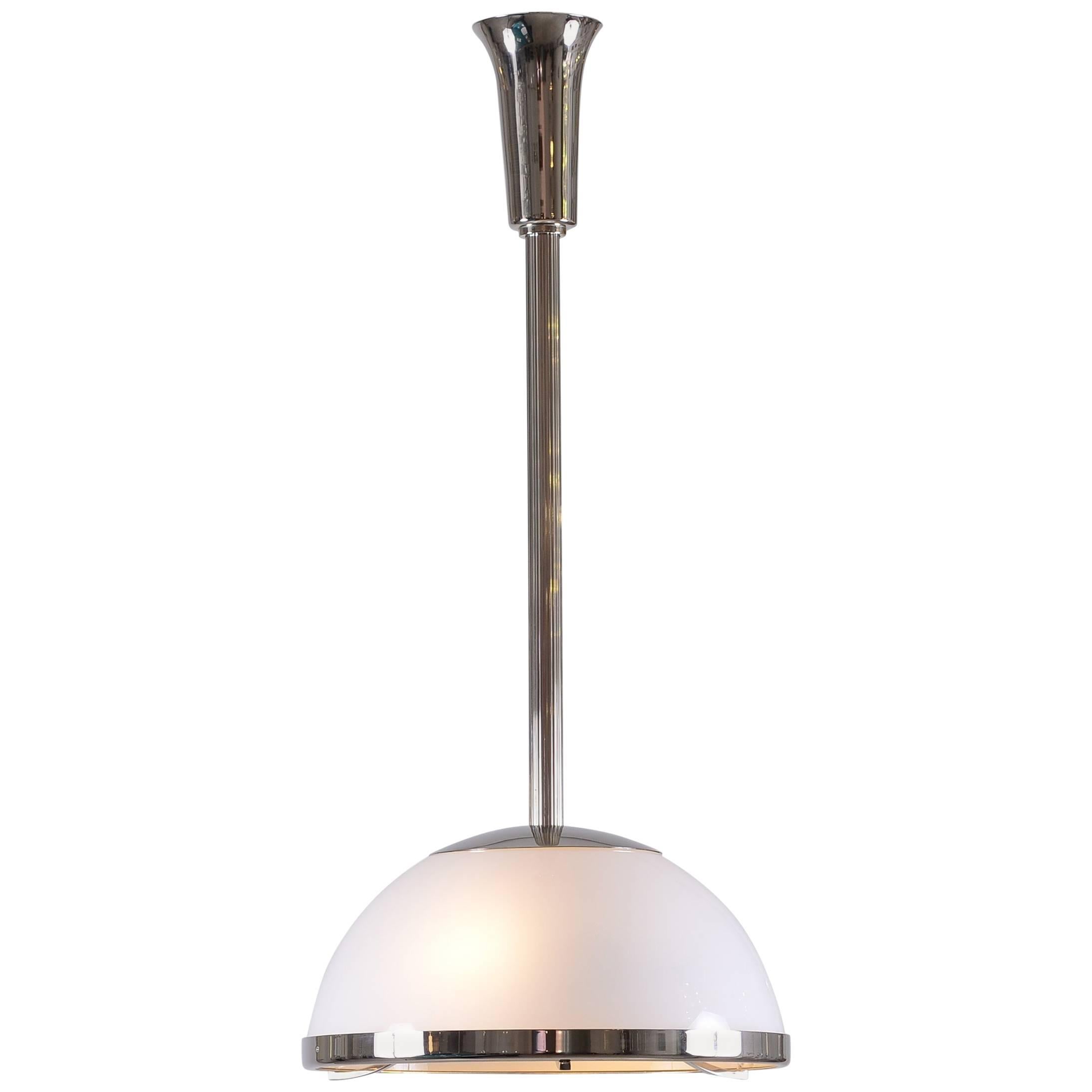 Adolf Loos, Lampada da soffitto Jugendstil in vetro opalino e ottone, riedizione 35cm/DM