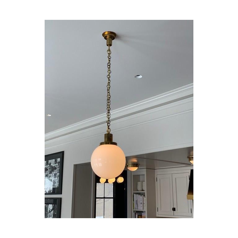 XXIe siècle et contemporain Adolf Loos Pendentif en verre opalin et laiton Haus Mueller, Re Edition en vente