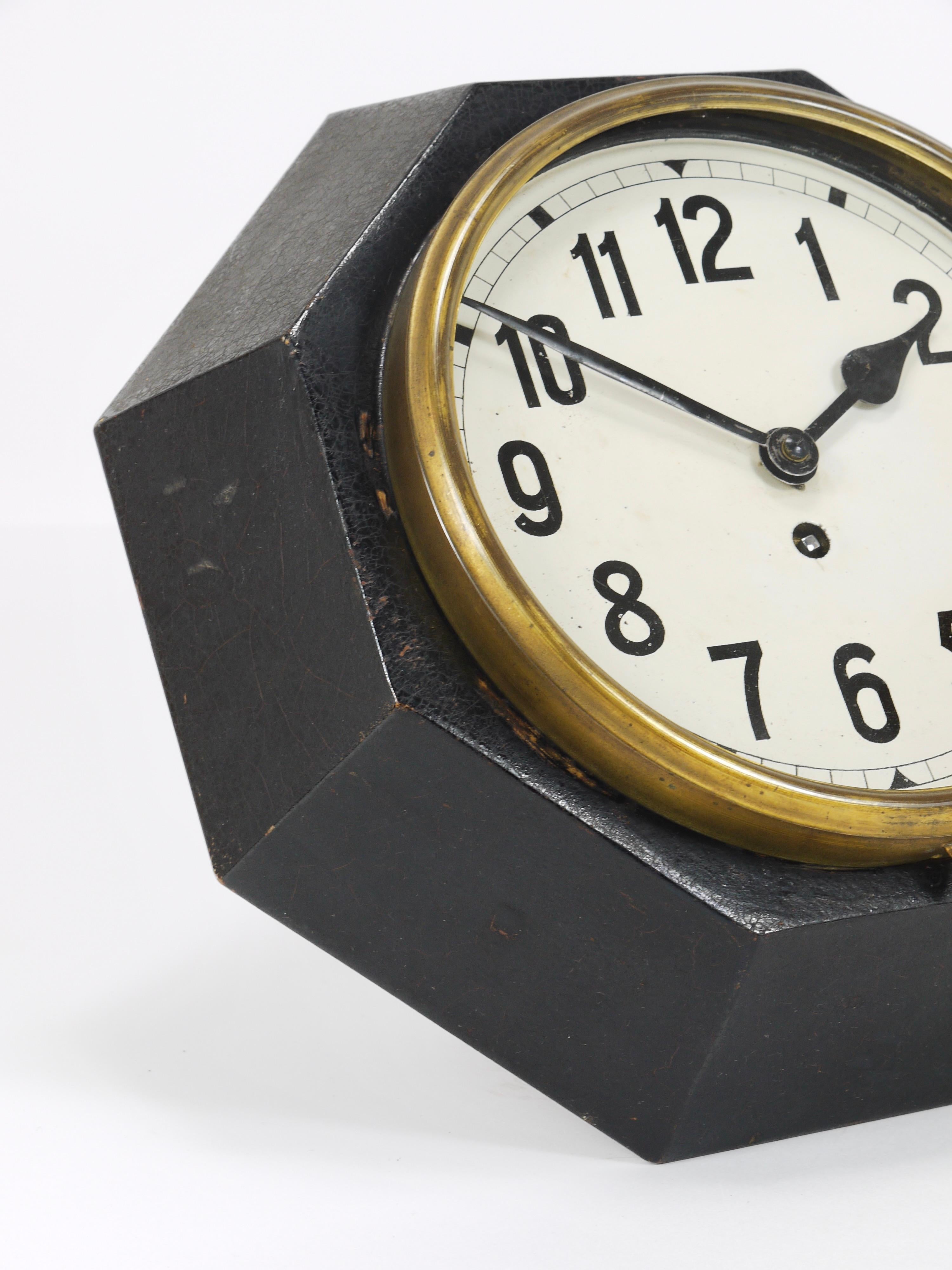 Reloj de pared del modernismo vienés de Adolf Loos, Austria, años 20 12