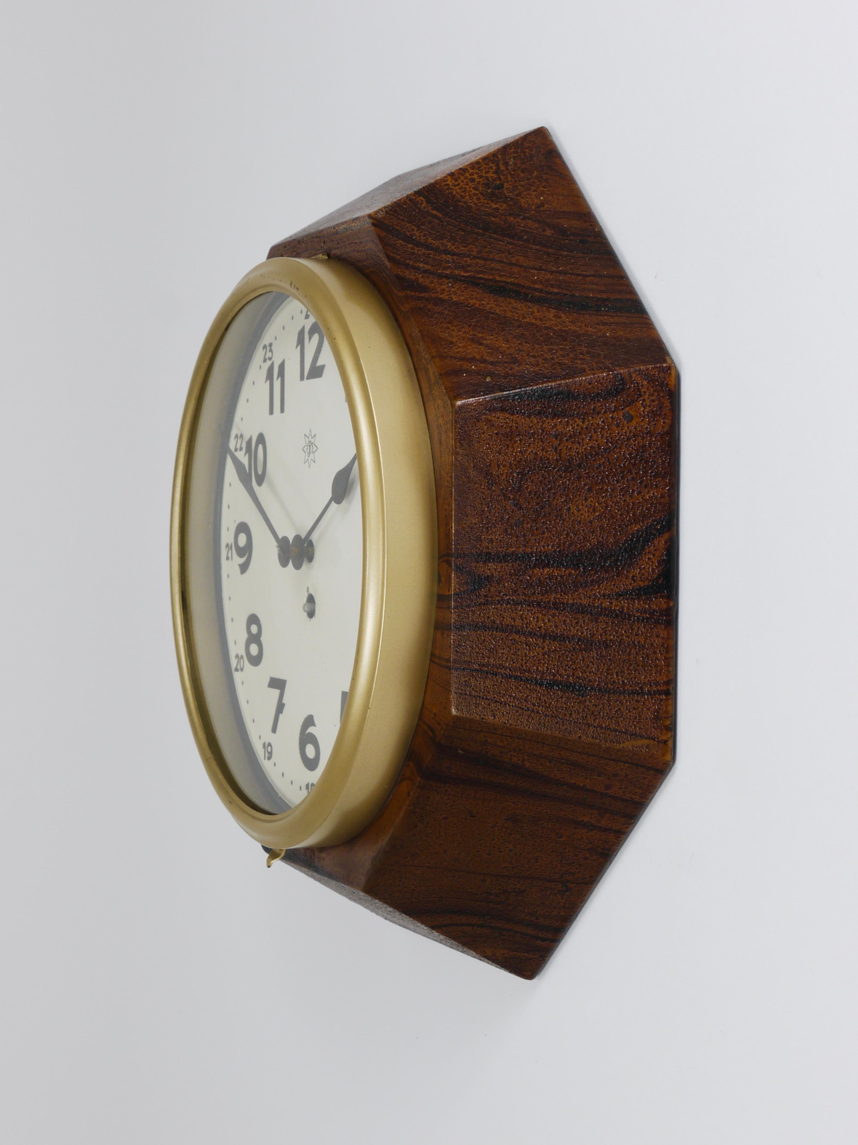Horloge murale du modernisme viennois Adolf Loos par Junghans, Allemagne, années 1920 en vente 2