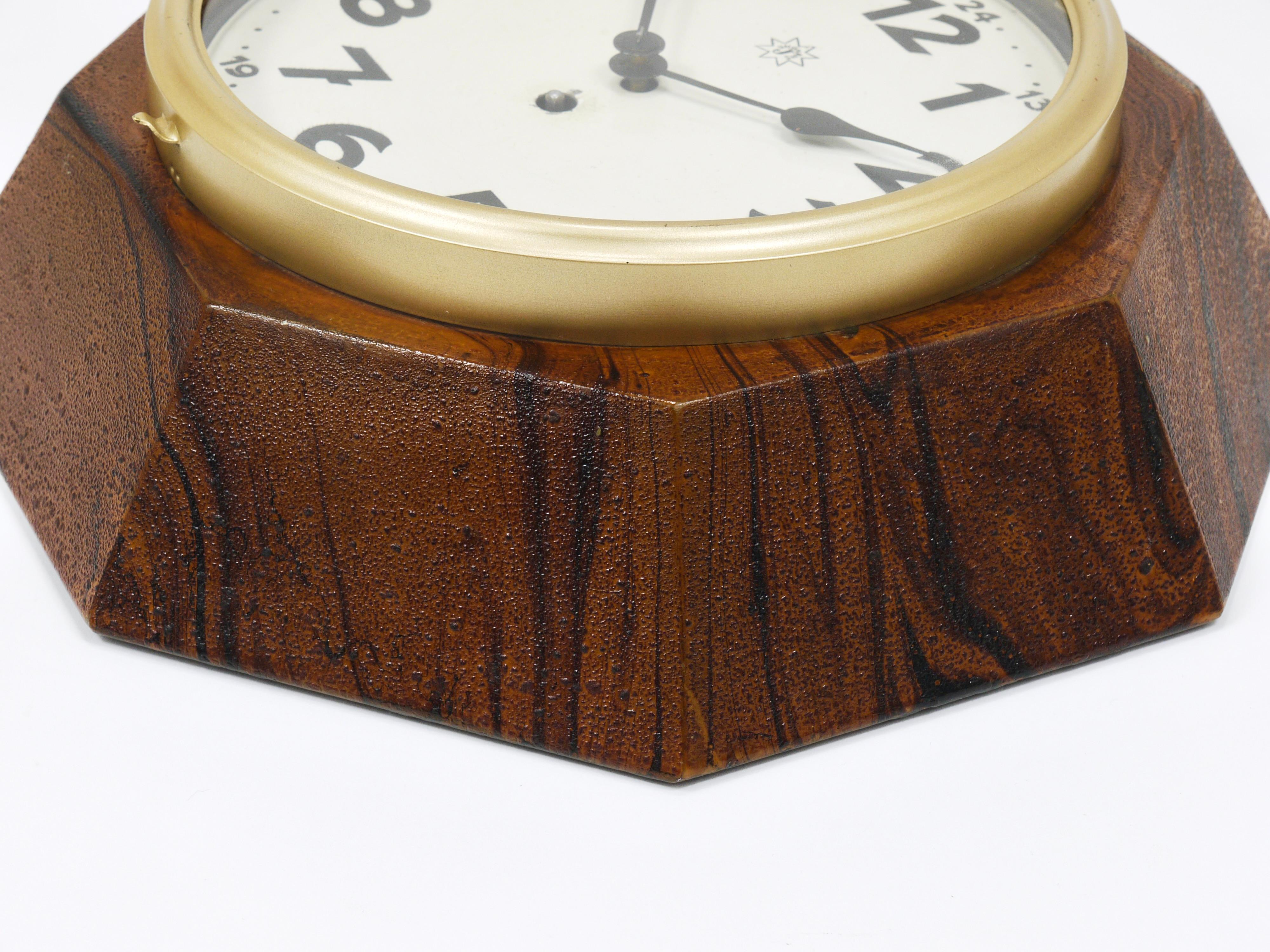 Horloge murale du modernisme viennois Adolf Loos par Junghans, Allemagne, années 1920 en vente 11