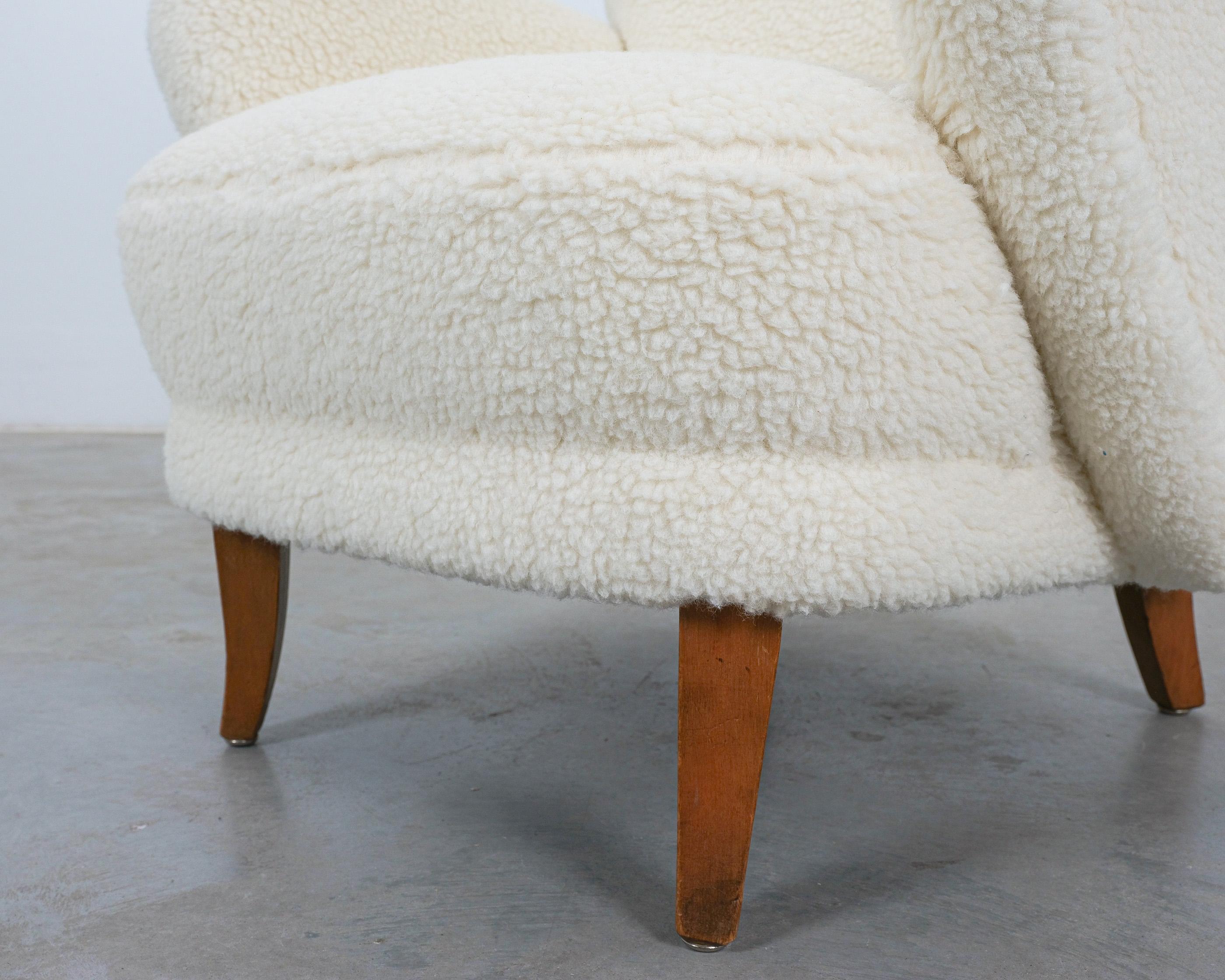 Adolf Wrenger Large Bouclé Beech Wood Armchair Germany, 1950 In Good Condition For Sale In Vienna, AT