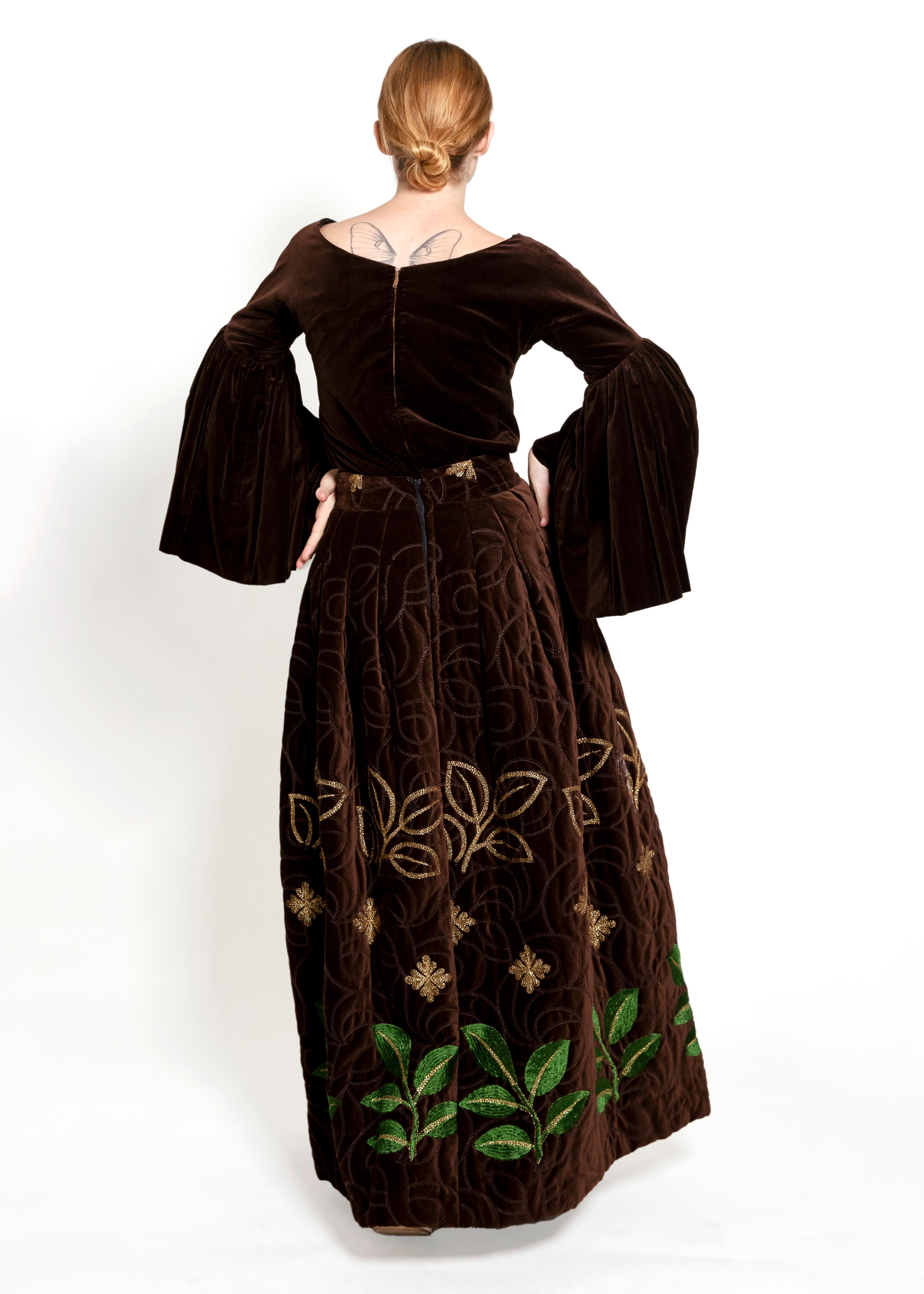 Adolfo 1969 Choc Brn Velvet Embroidered Skirt Set For Sale 1