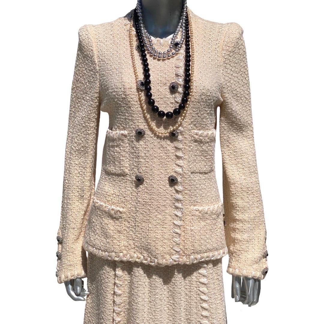 Adolfo for Saks Fifth Ave Iconic Boucle Creme Suit Jewel Buttons Size 6-8  For Sale 6