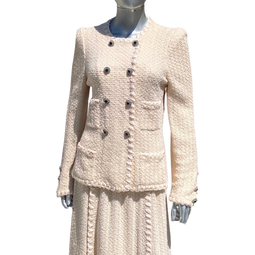 Adolfo for Saks Fifth Ave Iconic Boucle Creme Suit Jewel Buttons Size 6-8  For Sale 10