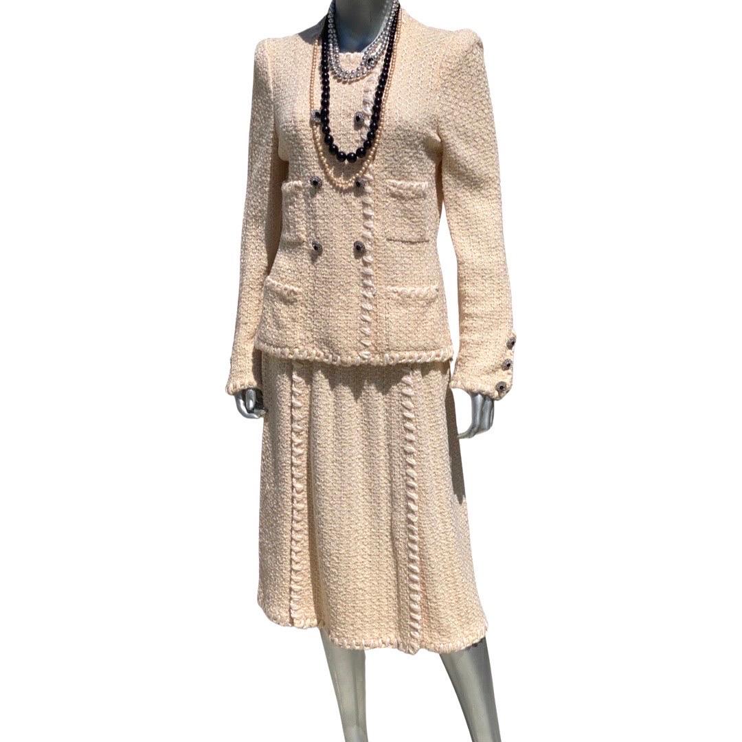 Women's Adolfo for Saks Fifth Ave Iconic Boucle Creme Suit Jewel Buttons Size 6-8  For Sale