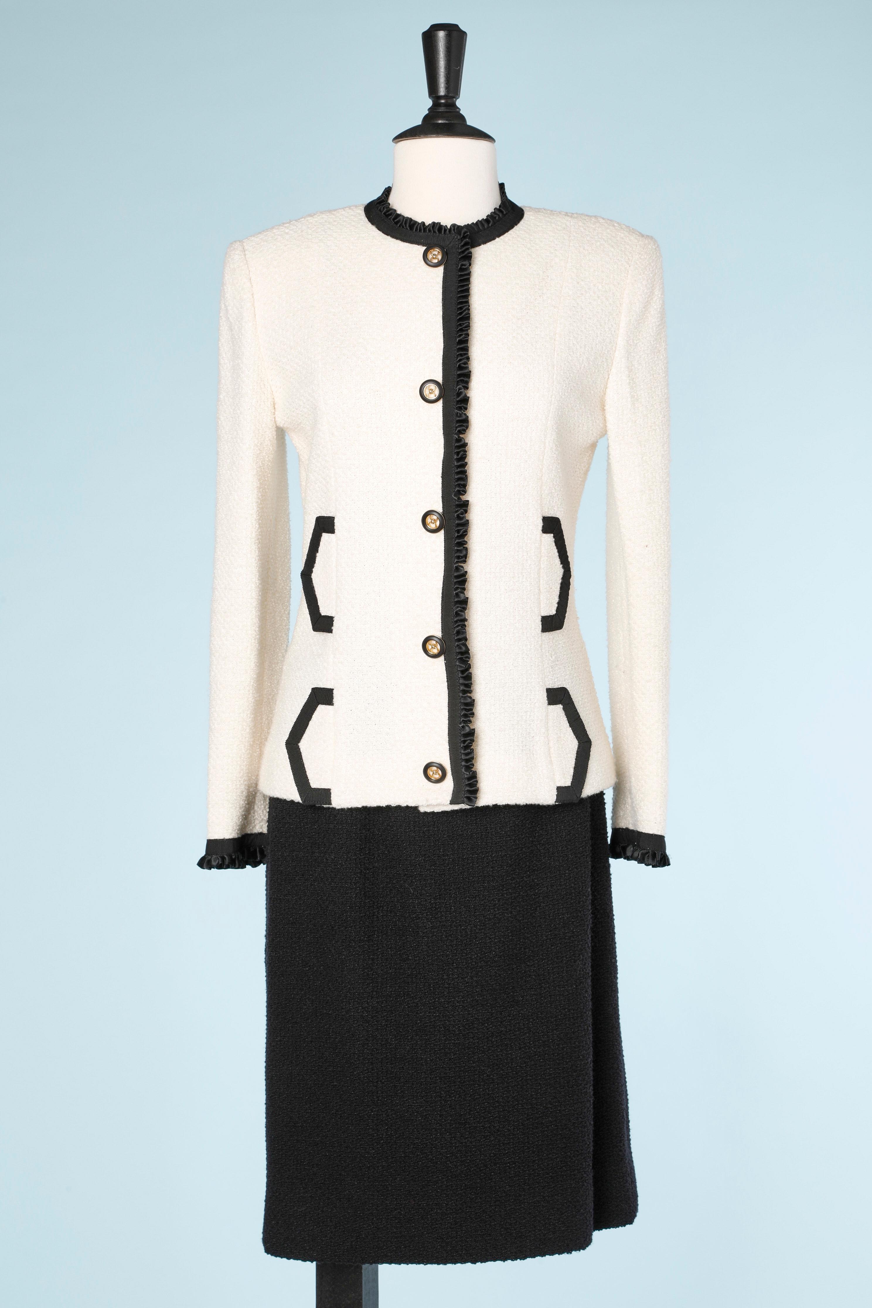Black & White suit in wool with gold metal buttons
