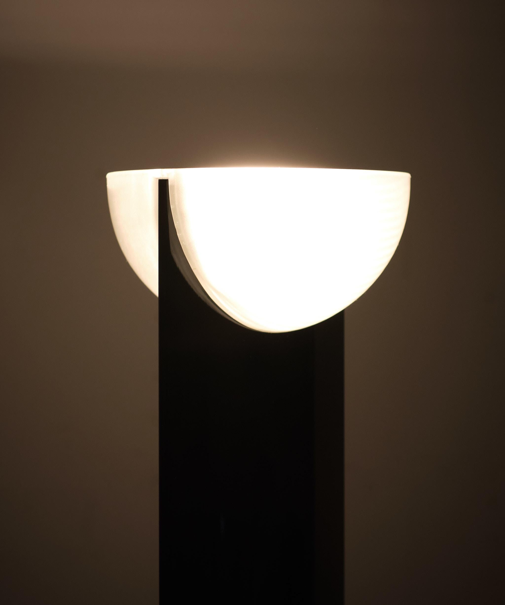 Adonis Floor Lamp by Gianfranco Frattini for Luci Italia 1980s For Sale 3