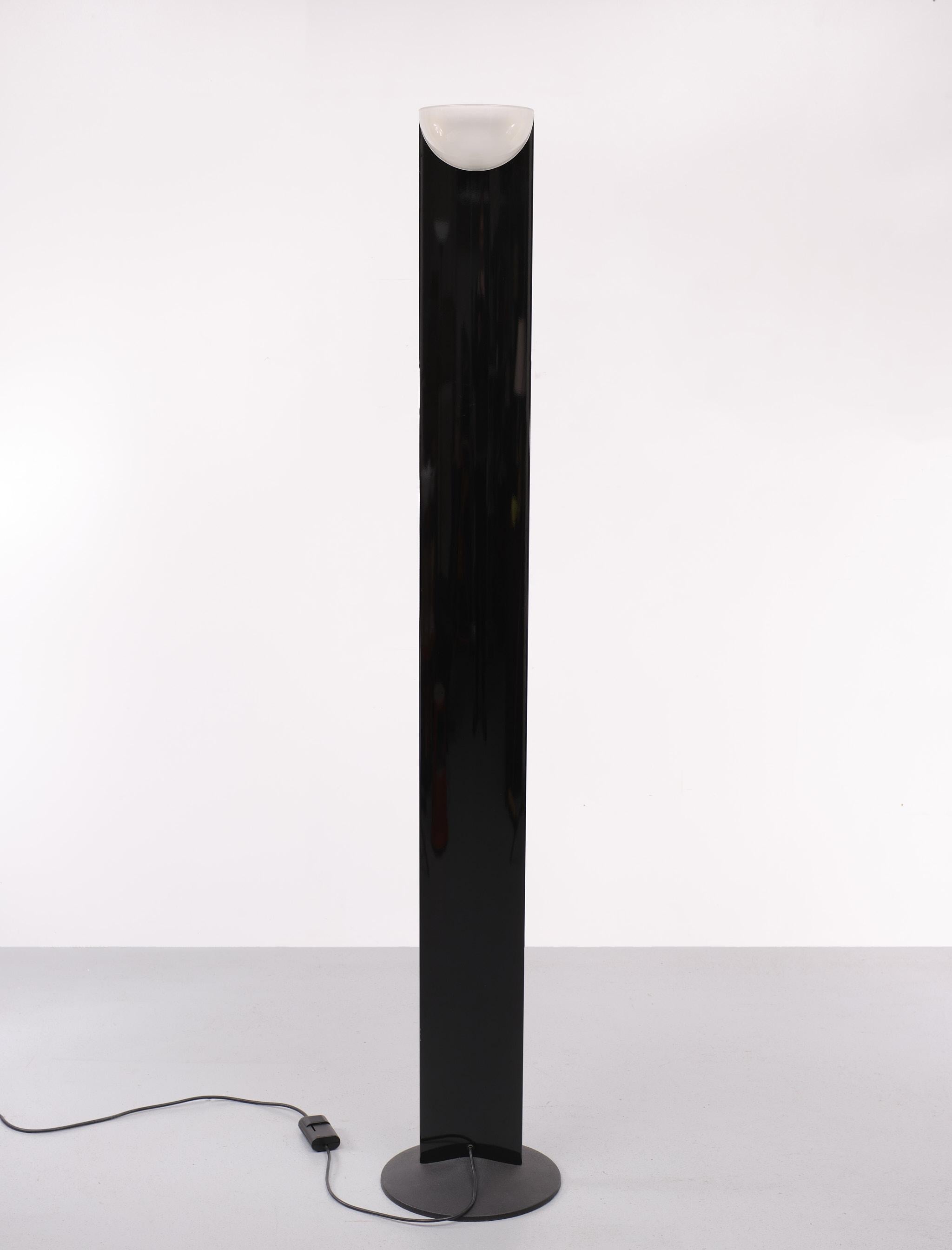 Adonis Floor Lamp by Gianfranco Frattini for Luci Italia 1980s For Sale 1