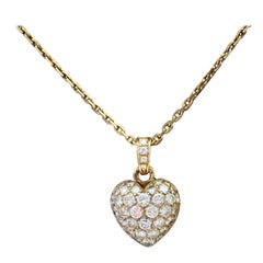 Adorable 18 Karat Yellow Gold Cartier Diamond Pavé Heart Pendant with Necklace