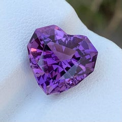 Adorable 5.25 Carats Natural Loose Heart Shape Dark Purple Amethyst Gem For Ring
