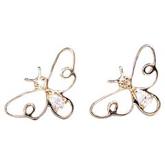 Adorable Bee Diamond Stud Earrings 18K Yellow Gold Stylish Earrings