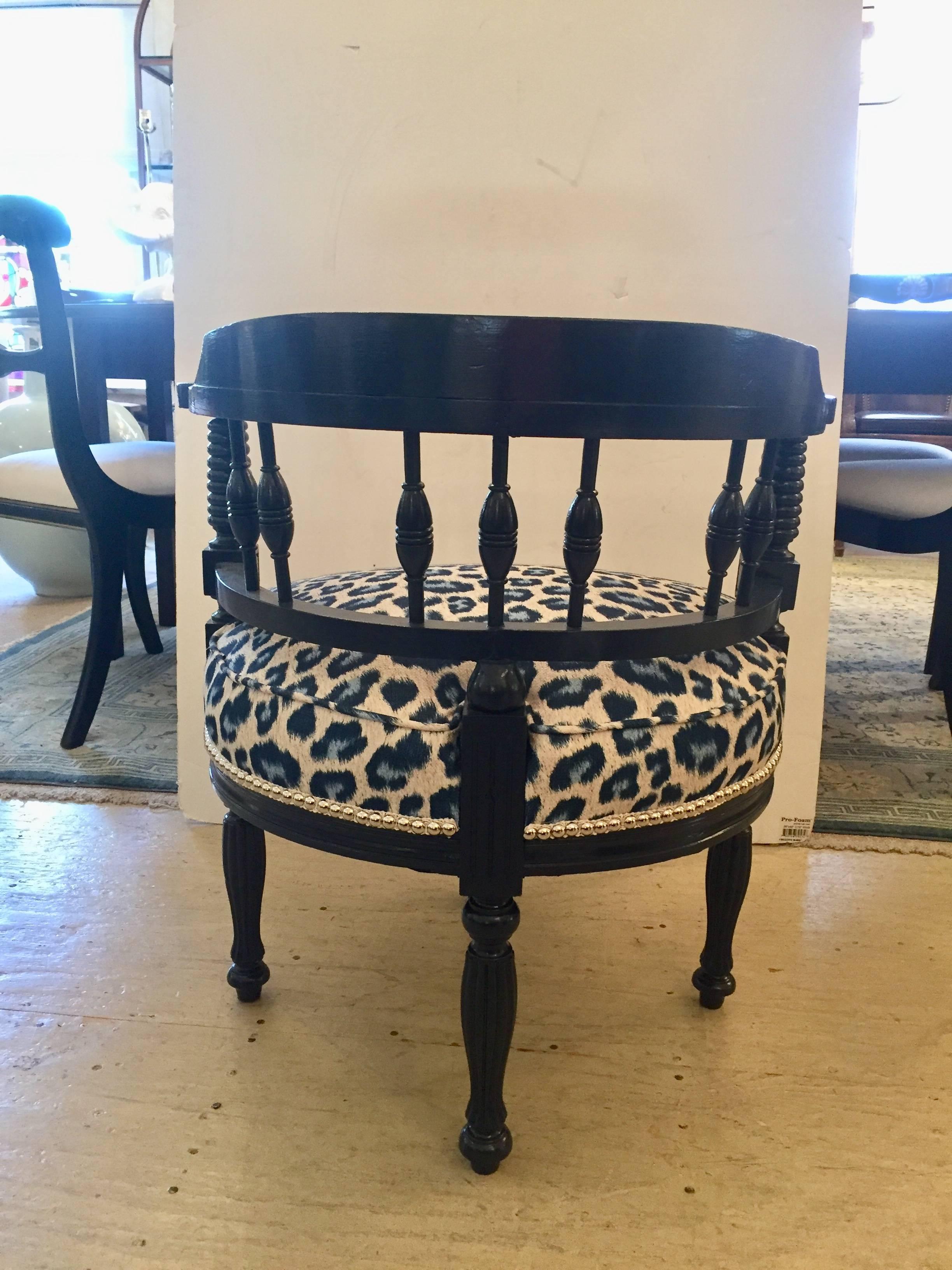Adorable Contemporized Antique English Corner Chair In Excellent Condition In Hopewell, NJ