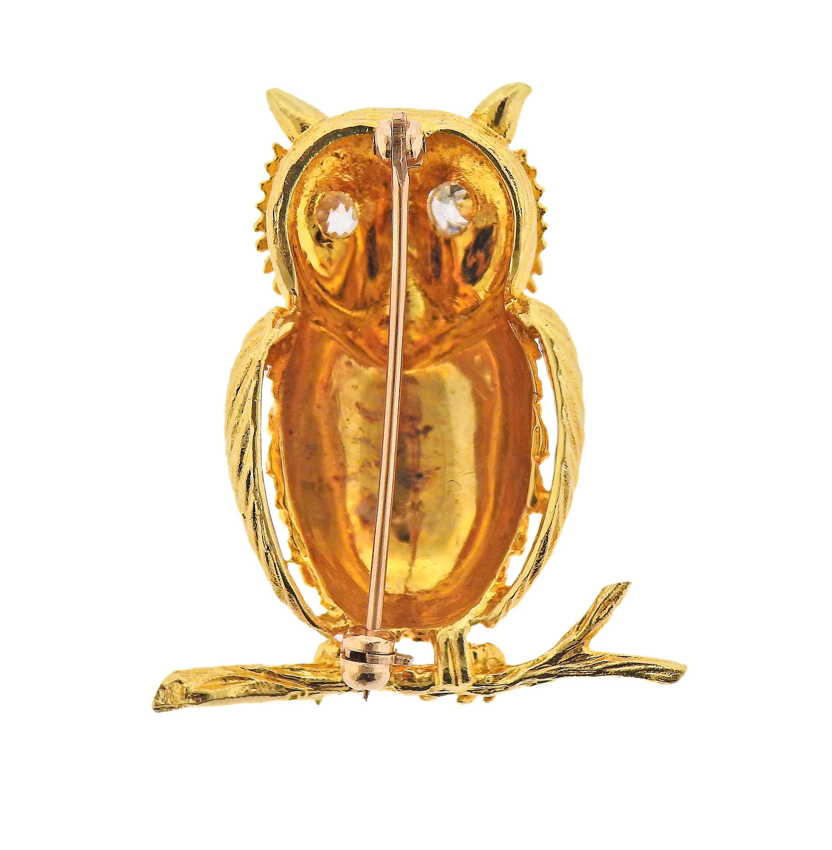 Adorable 18k yellow gold brooch, with diamond eyes - approx. 0.15ct each. Brooch measures 34mm x 30mm. Marked 18k. Weight - 13.4 grams. 