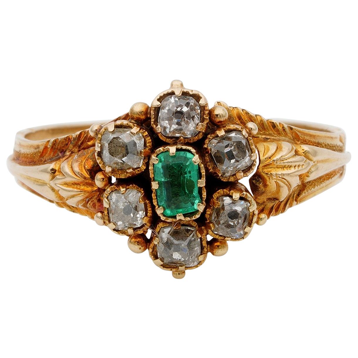 Adorable Georgian Diamond Emerald Daisy Ring 18 Karat For Sale