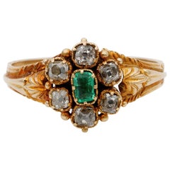 Antique Adorable Georgian Diamond Emerald Daisy Ring 18 Karat