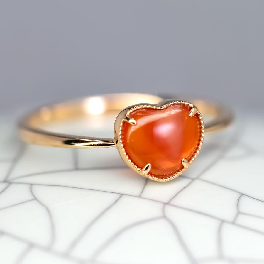 Adorabile anello di fidanzamento a forma di cuore con opale messicano a forma di uovo di fuoco, in oro giallo 18 carati.


Spedizione nazionale gratuita USPS di prima classe! Borsa o scatola regalo in omaggio con ogni ordine!

L'opale, la regina