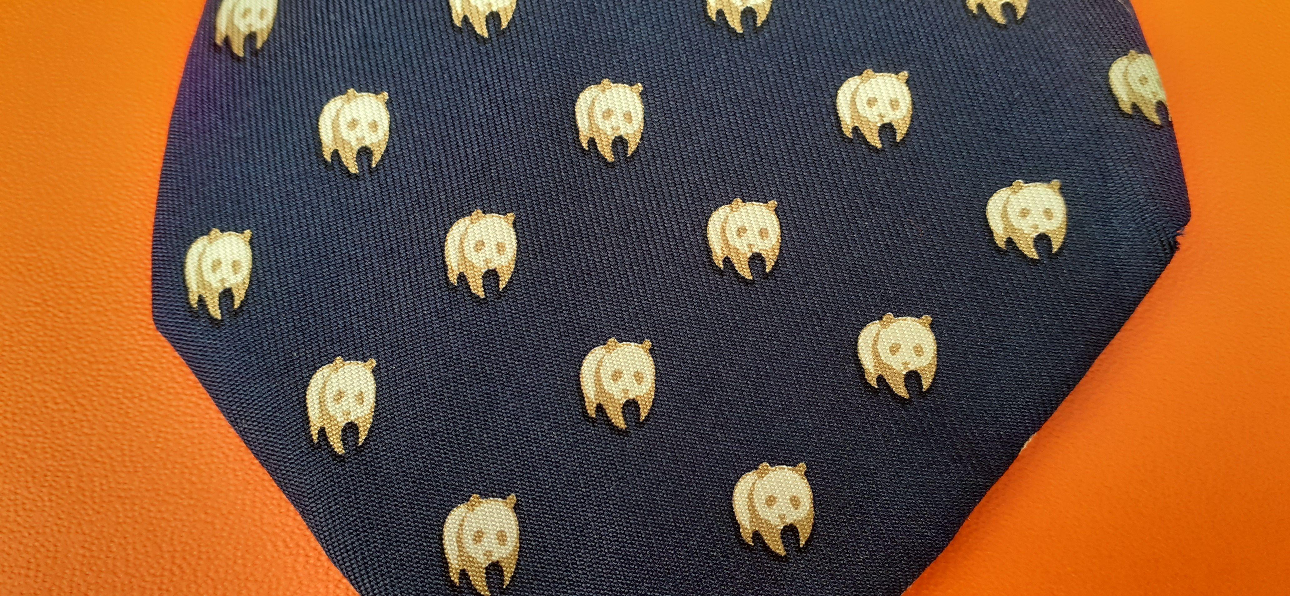 Adorable Hermès for WWF Tie Panda Pattern In Excellent Condition In Corcoué Sur Logne, Loire-Atlantique