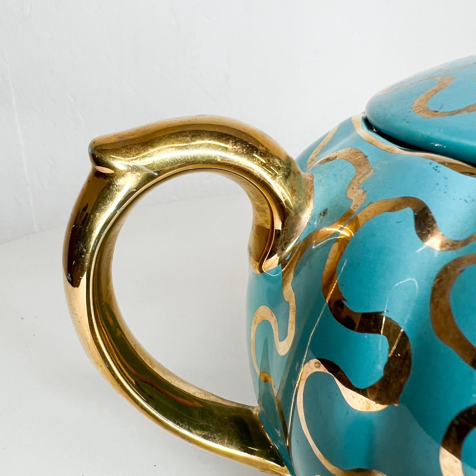 Verschnörkelte moderne Tiffany Aqua Gold Keramik-Teekanne, handbemalt 7