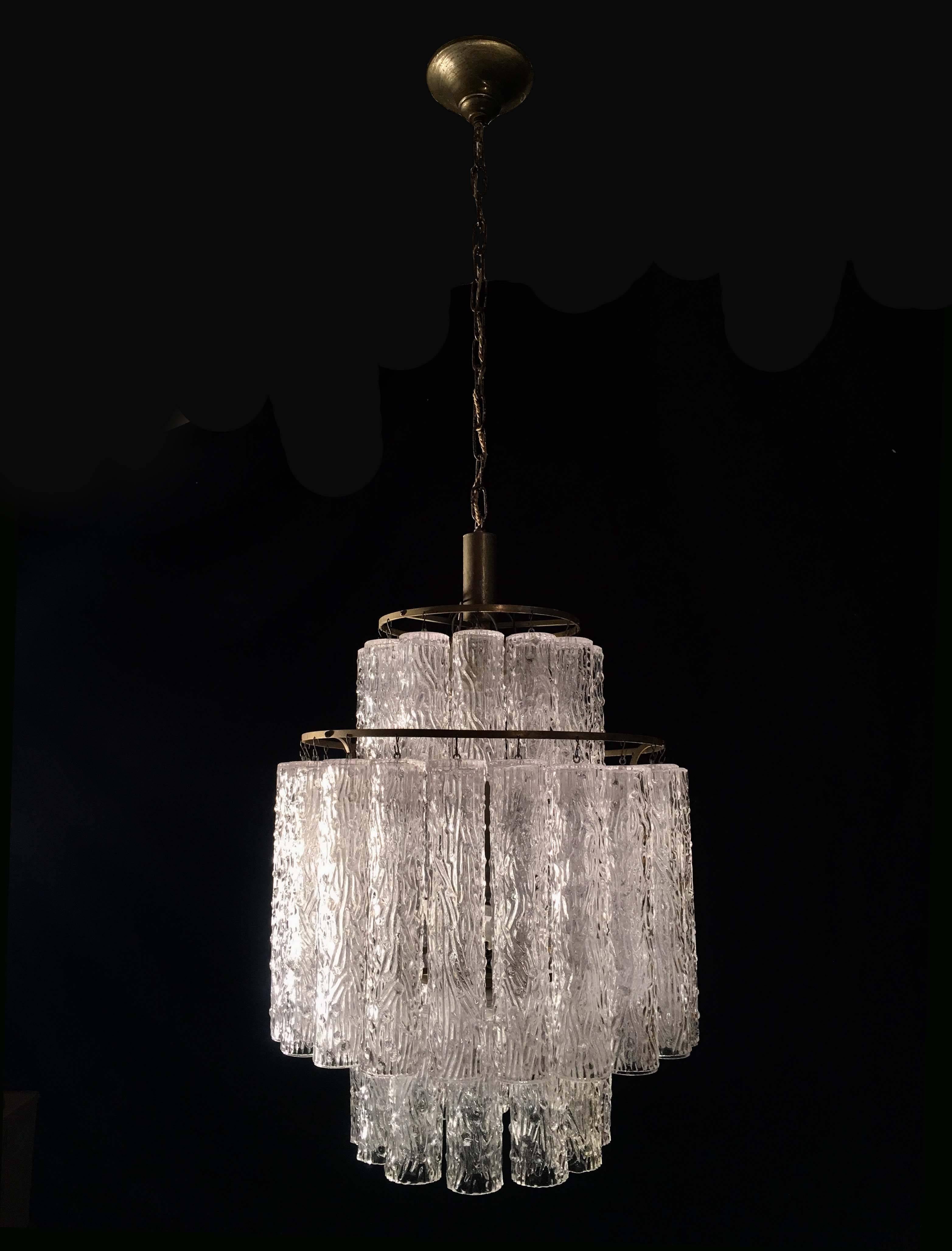 Wunderschönes Paar Murano-Kronleuchter im Venini-Stil, 1970er Jahre 5